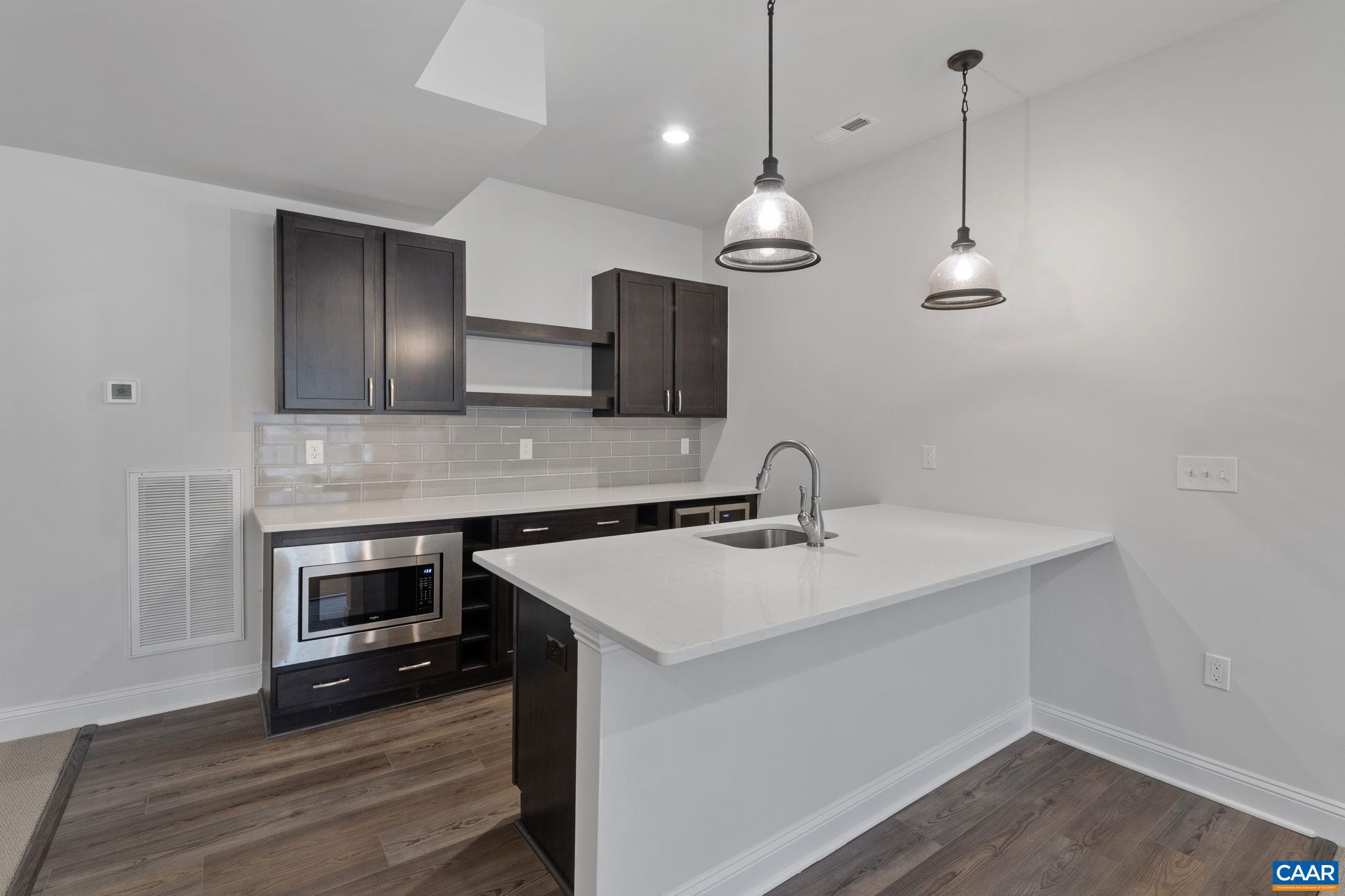 OLD TRAIL - Residential