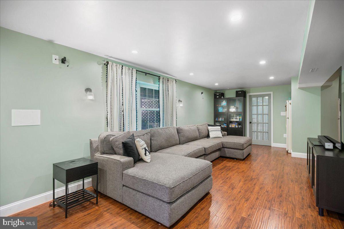 VILLAGES AT LEONARDTOWN - Residential