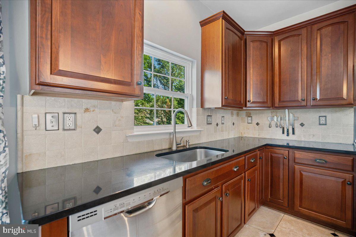 VILLAGES AT LEONARDTOWN - Residential