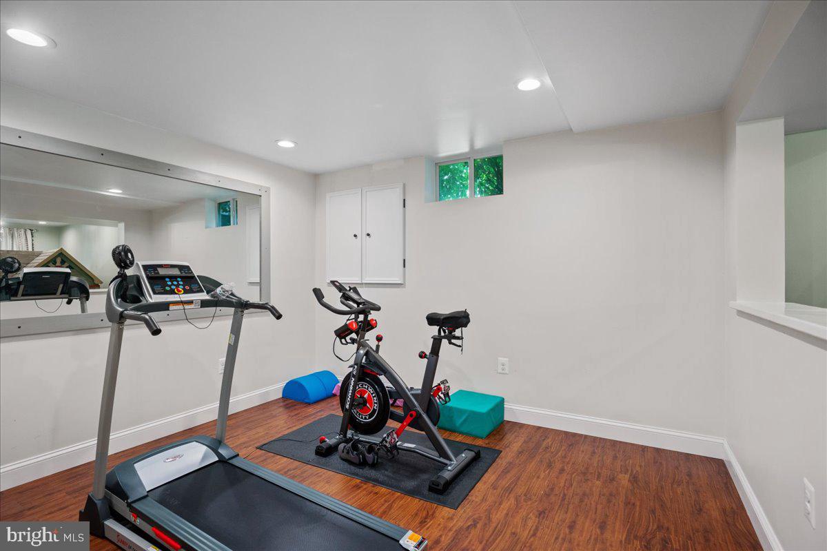 VILLAGES AT LEONARDTOWN - Residential