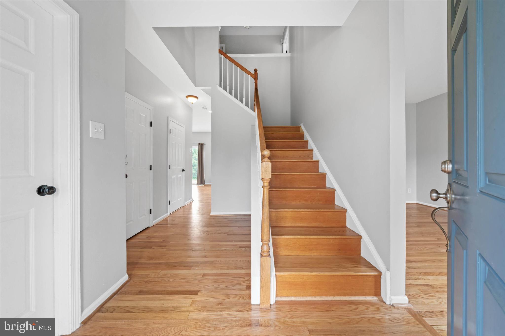 BLACKBURN KNOLL - Residential