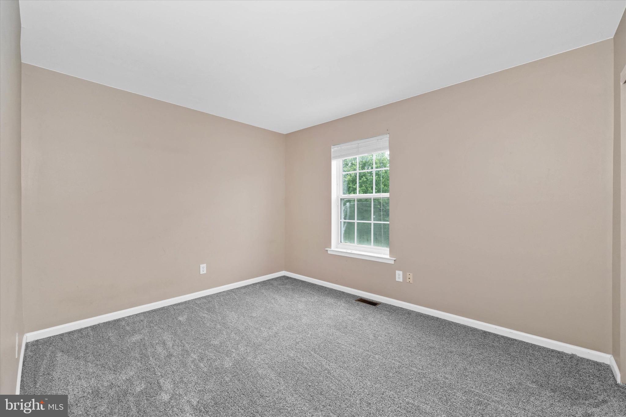 BLACKBURN KNOLL - Residential