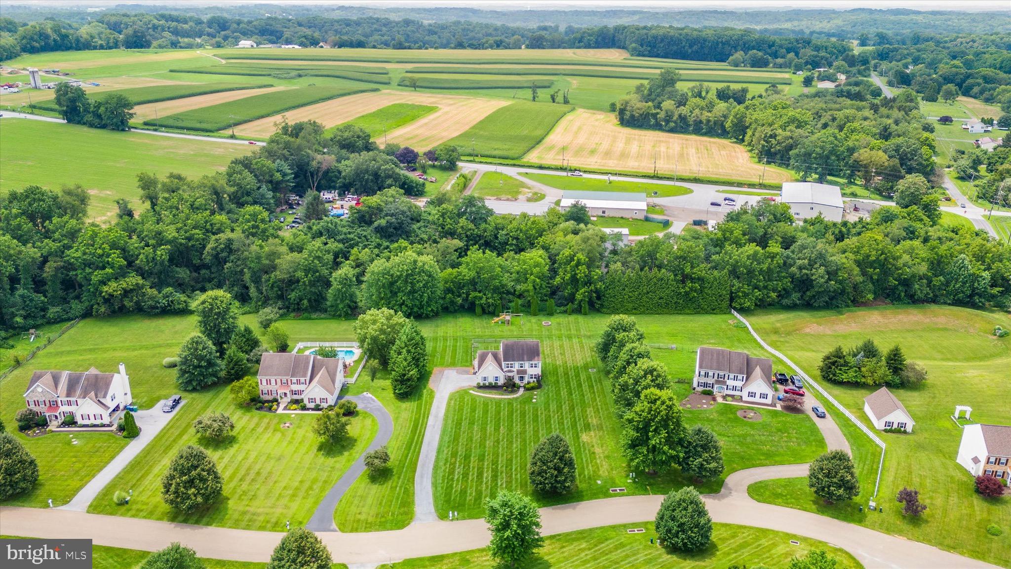 BLACKBURN KNOLL - Residential