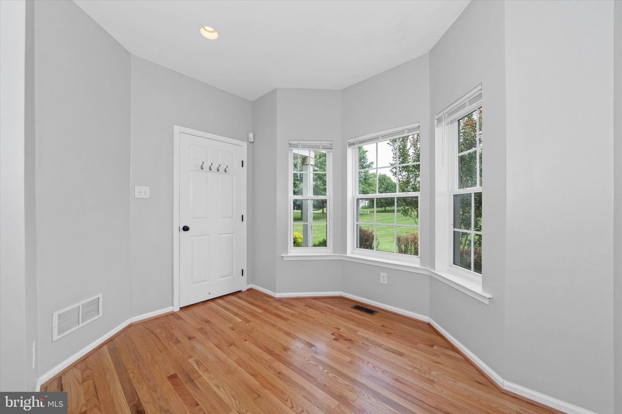 BLACKBURN KNOLL - Residential