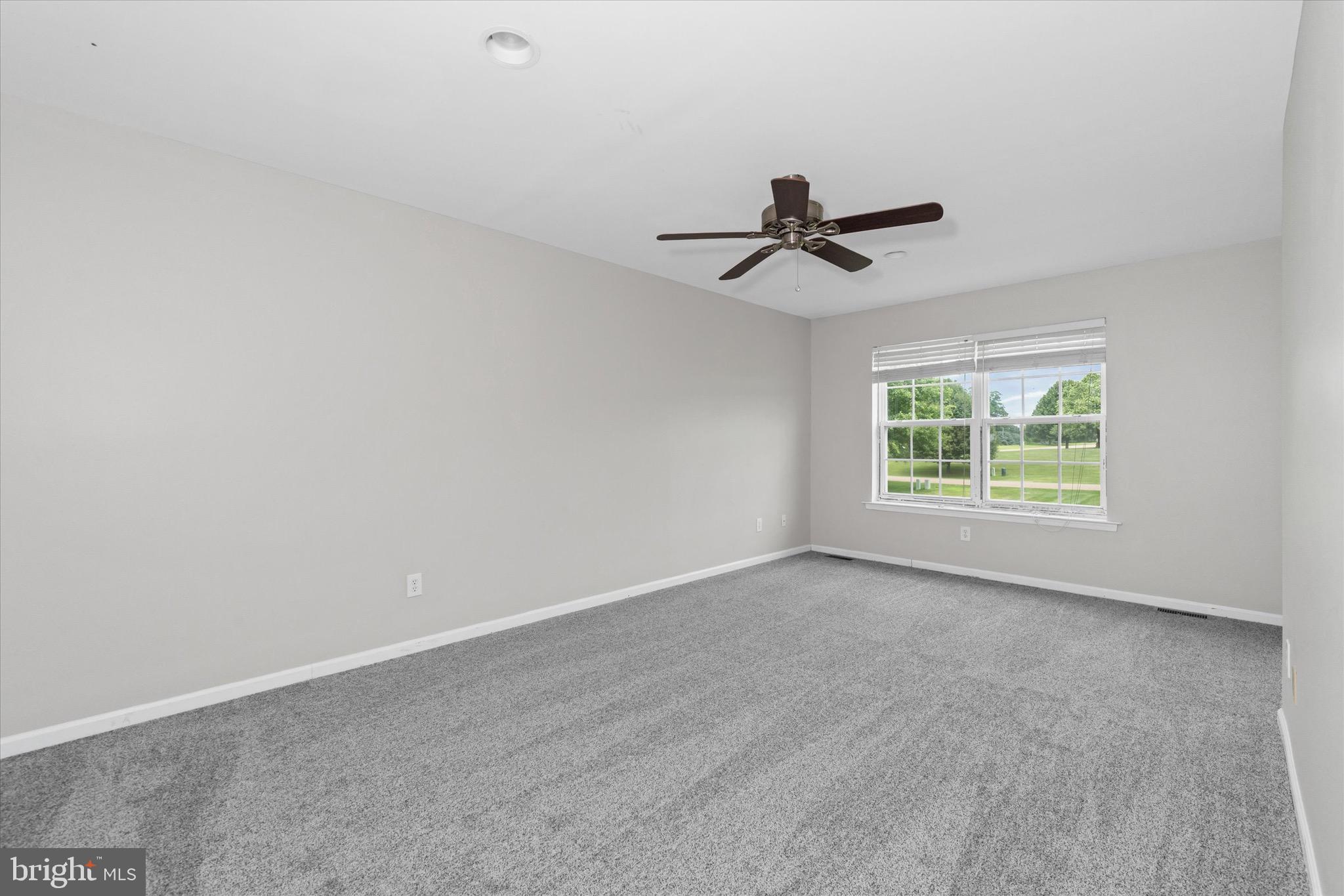 BLACKBURN KNOLL - Residential