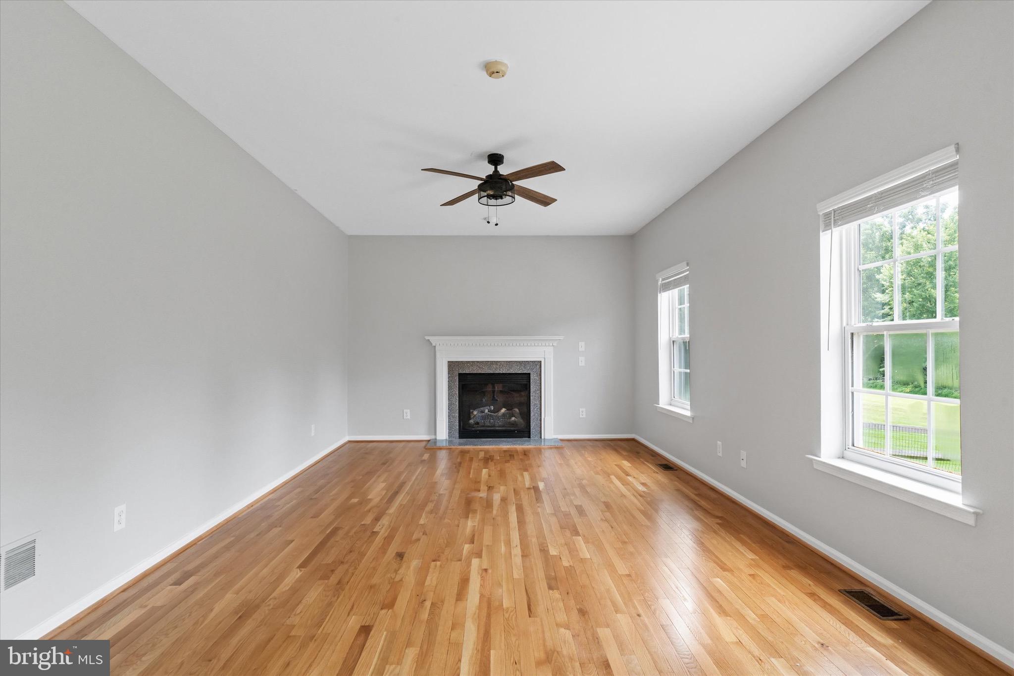 BLACKBURN KNOLL - Residential