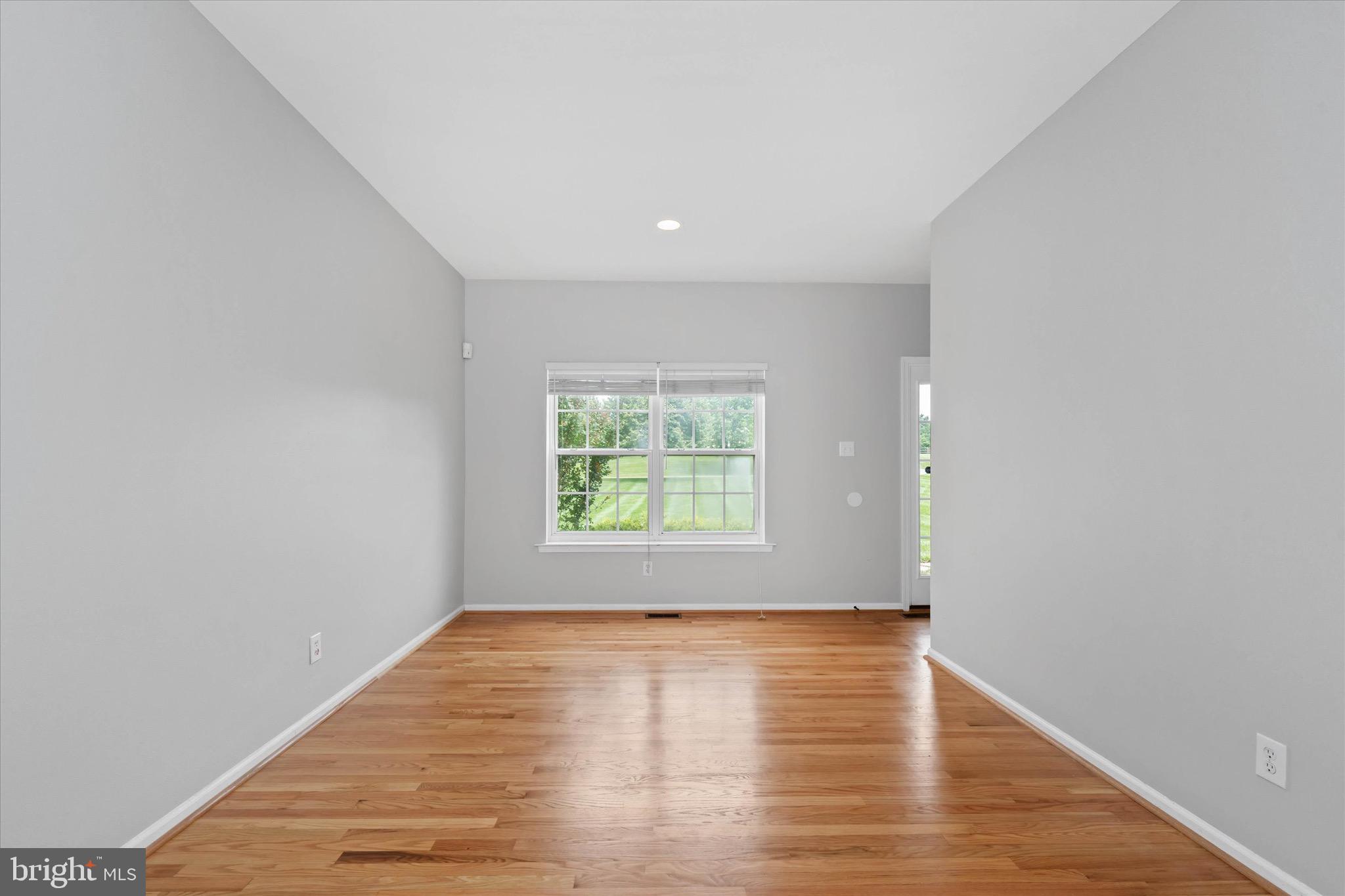 BLACKBURN KNOLL - Residential