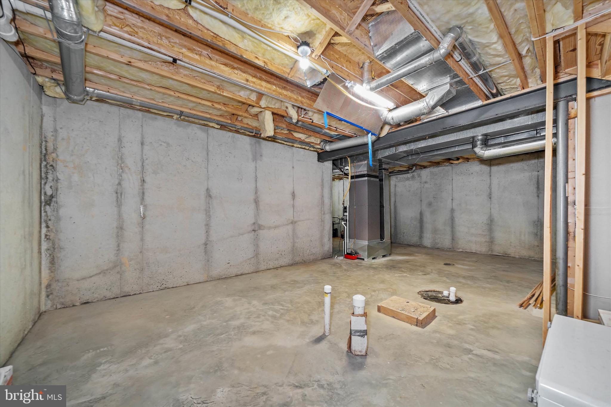 BLACKBURN KNOLL - Residential