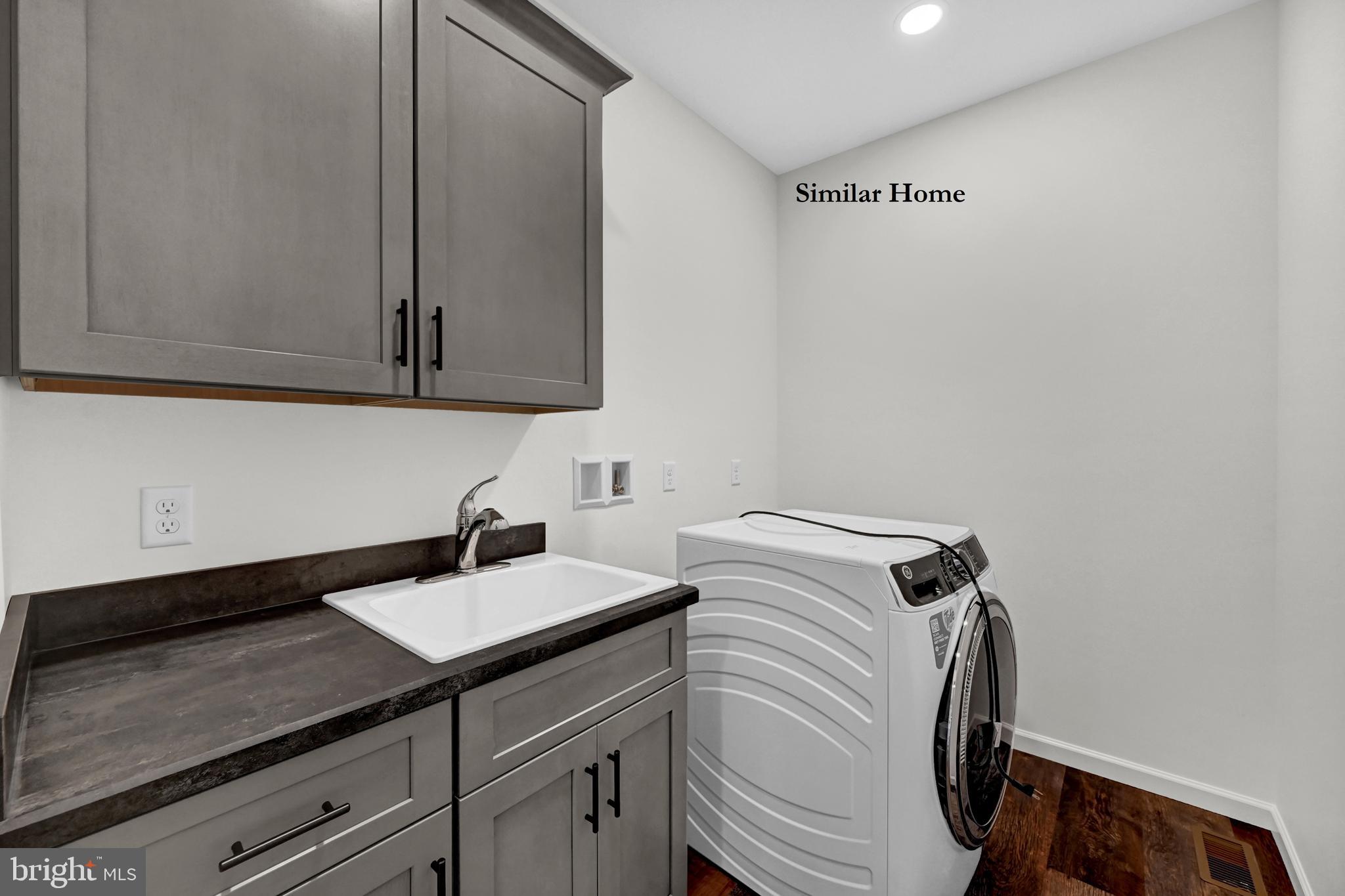 ADDINGTON RESERVE - Residential