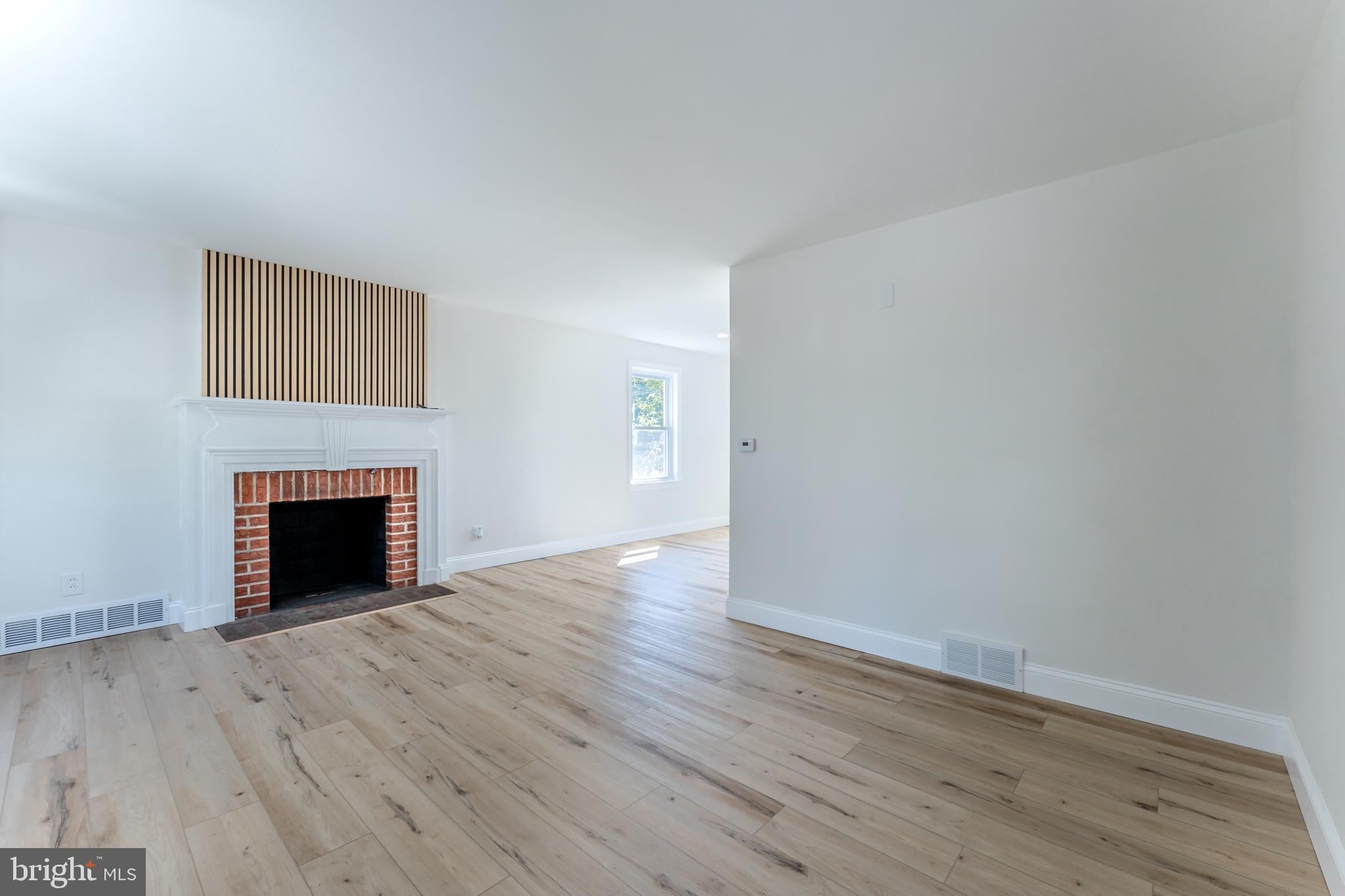 1414 SUNSET DRIVE
