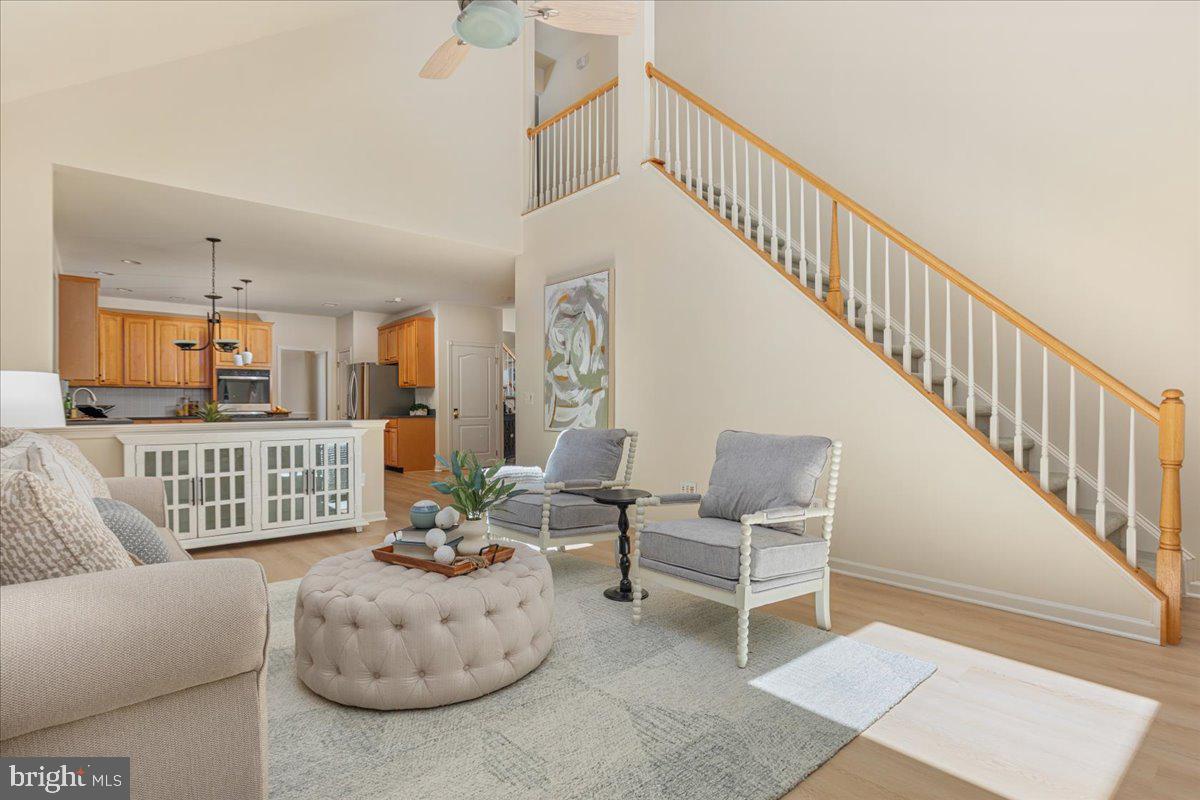 FAIR OAKS CHASE - Residential