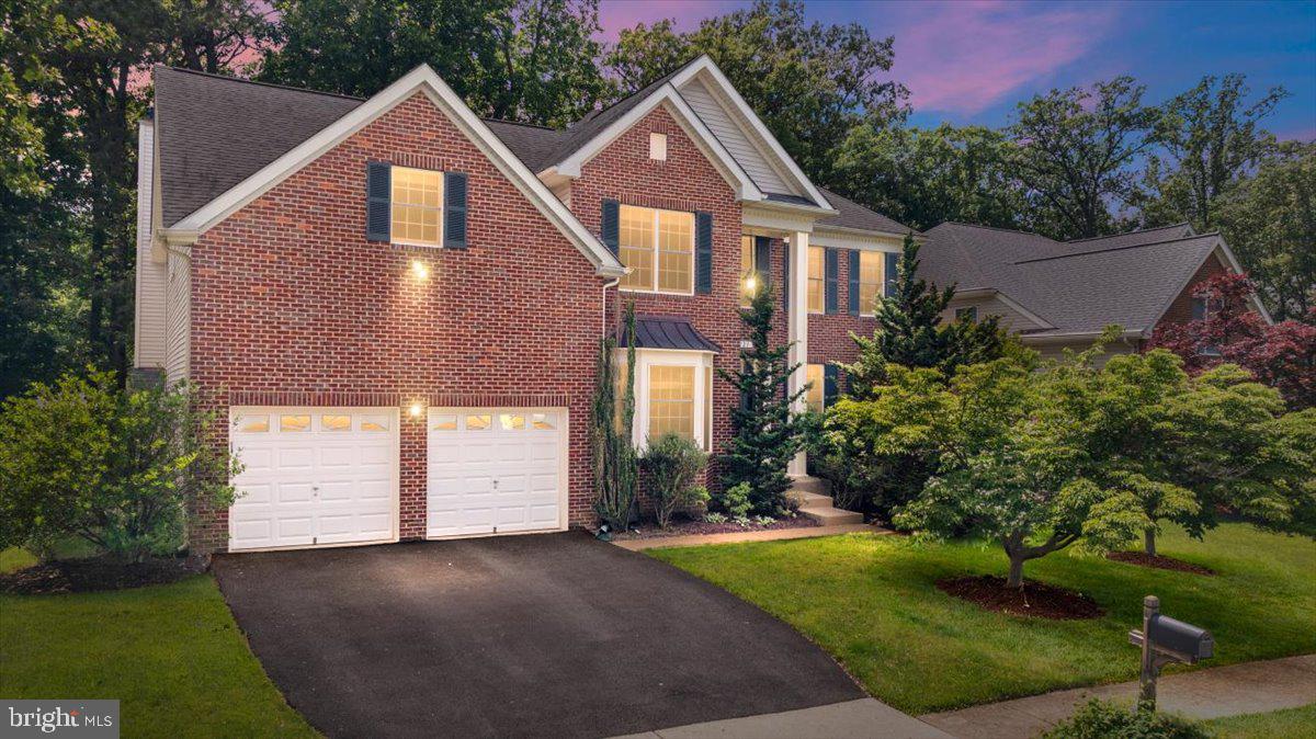 FAIR OAKS CHASE - Residential