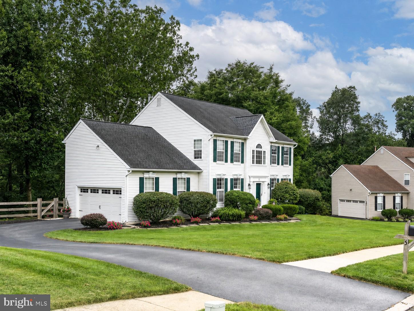 5 SOUTHWIND LANE