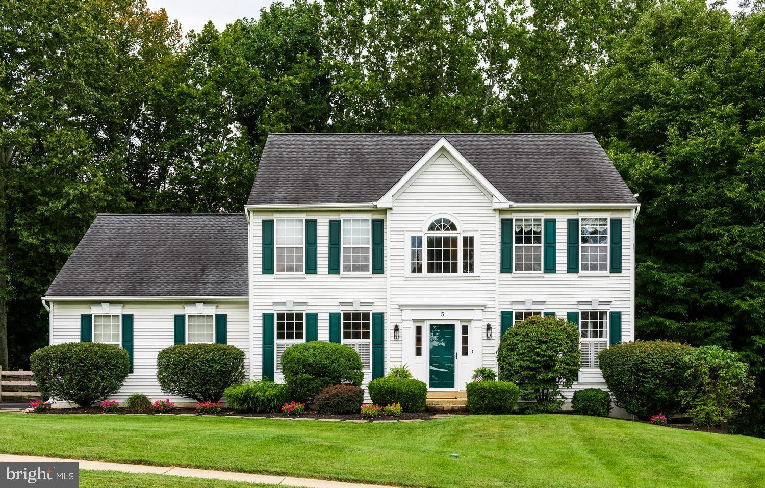 5 SOUTHWIND LANE
