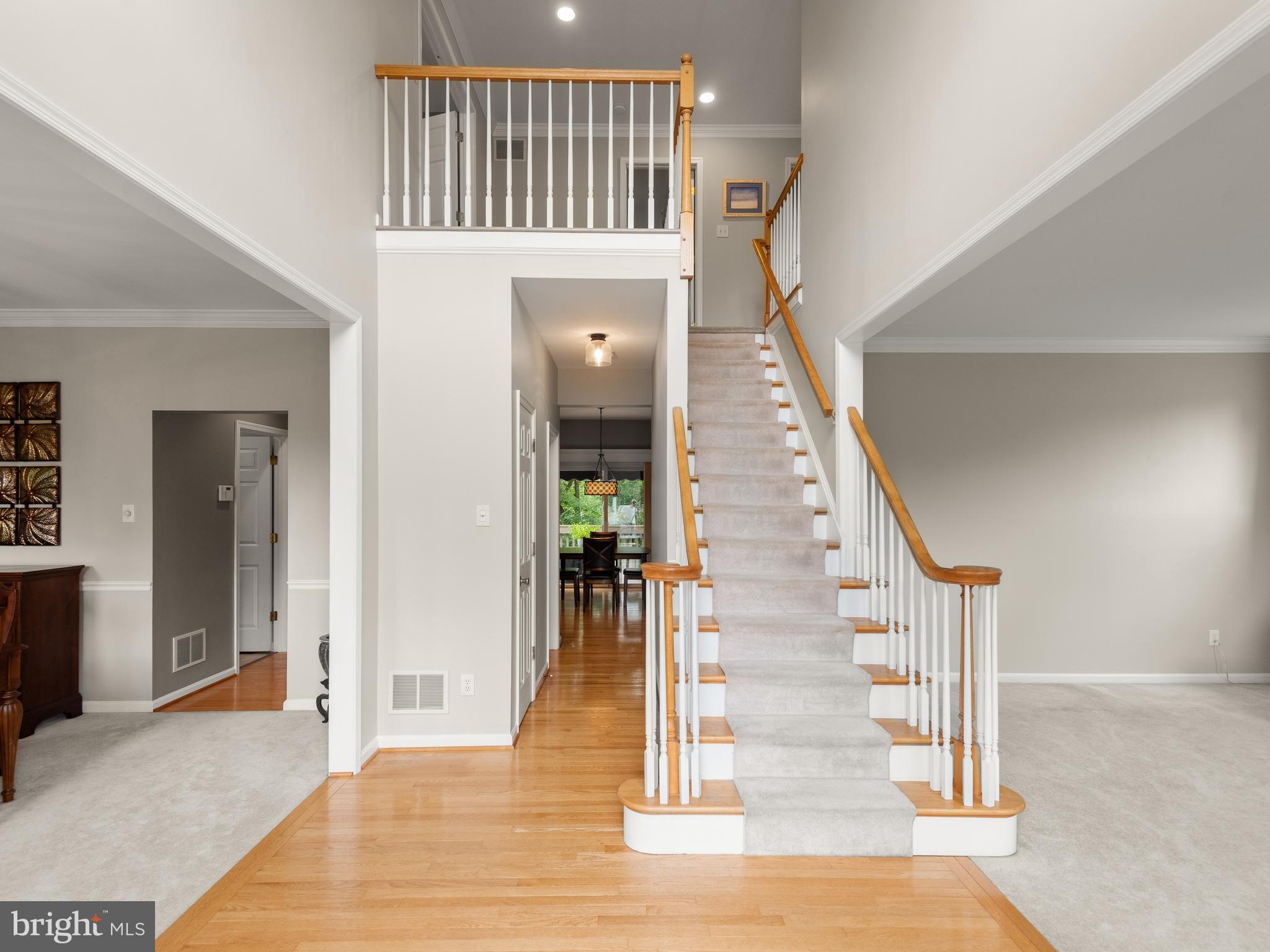5 SOUTHWIND LANE