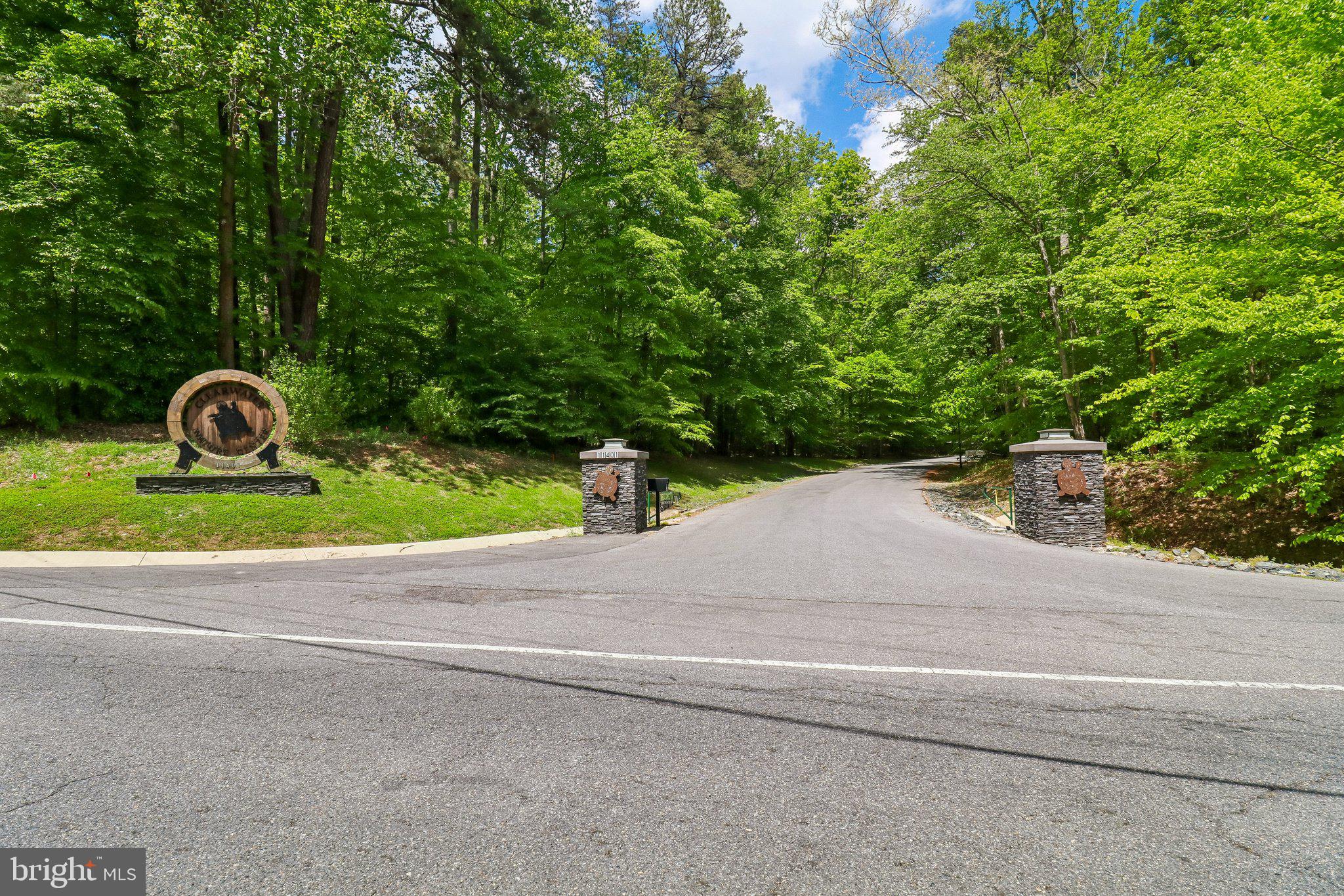 MT AIRY ESTATES- PLAT 5 - Residential