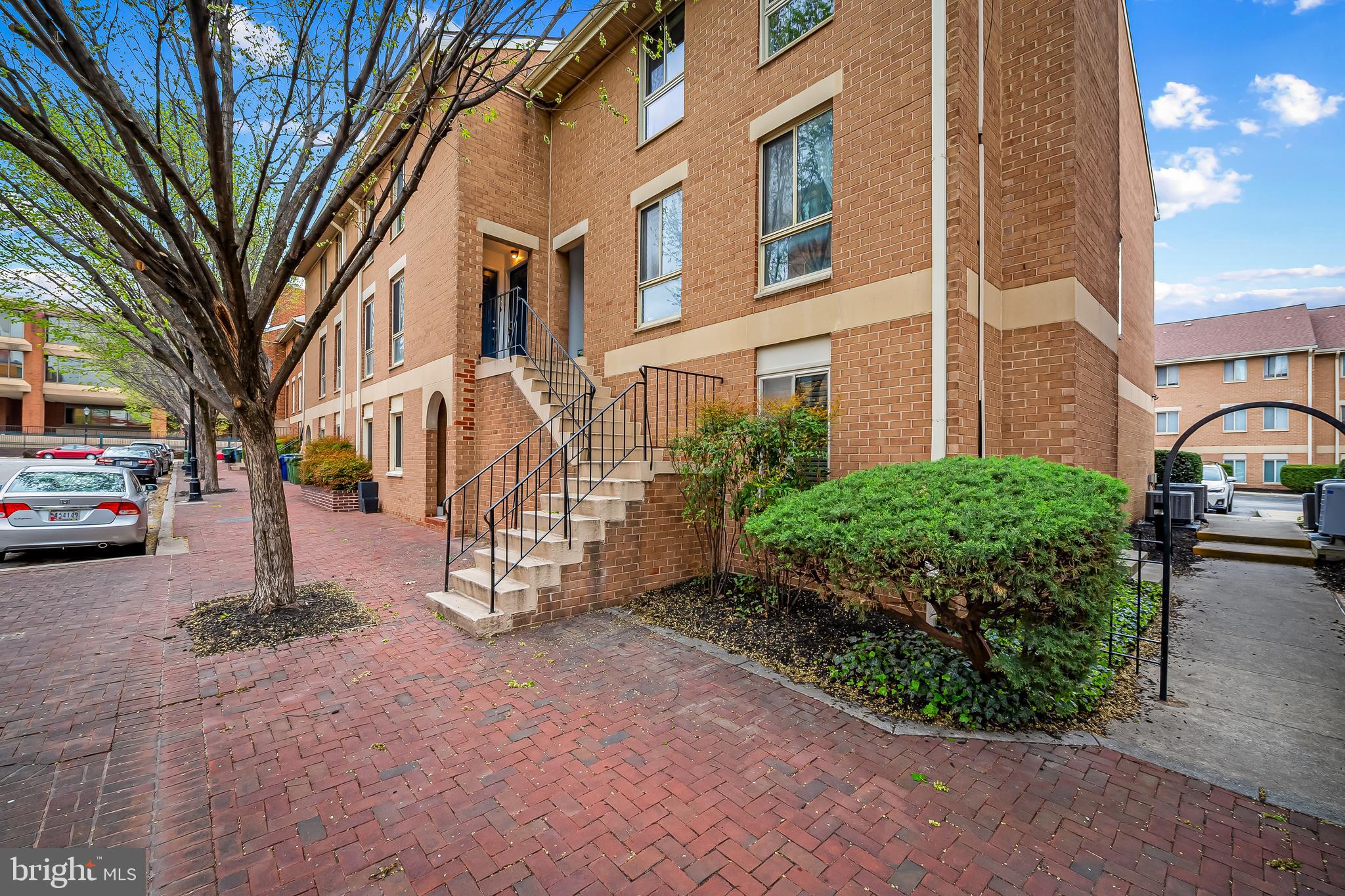 OTTERBEIN - Residential Lease