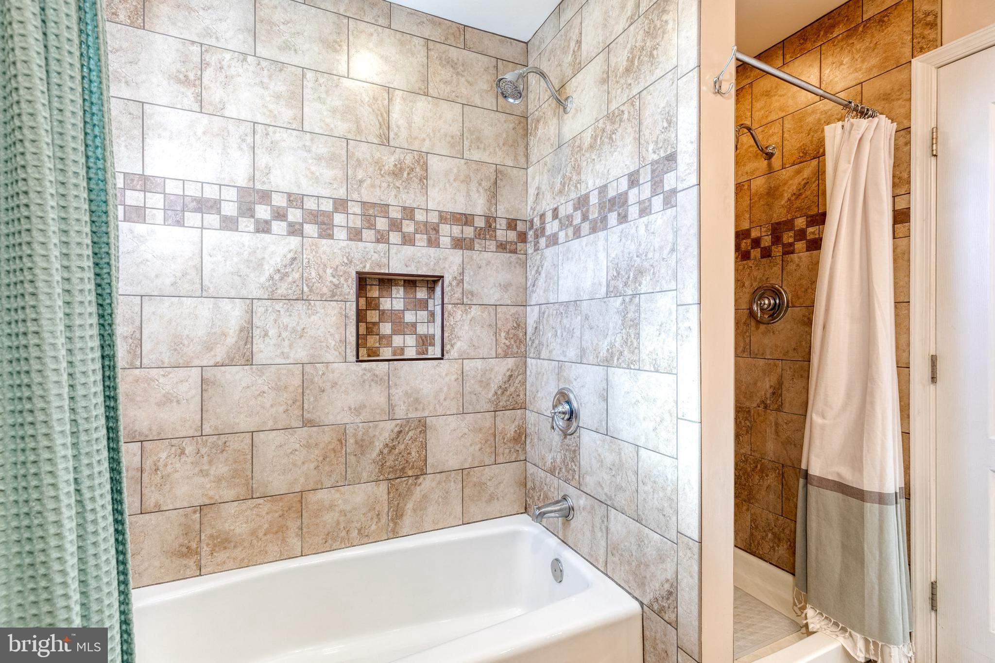 MEDFIELD - Residential