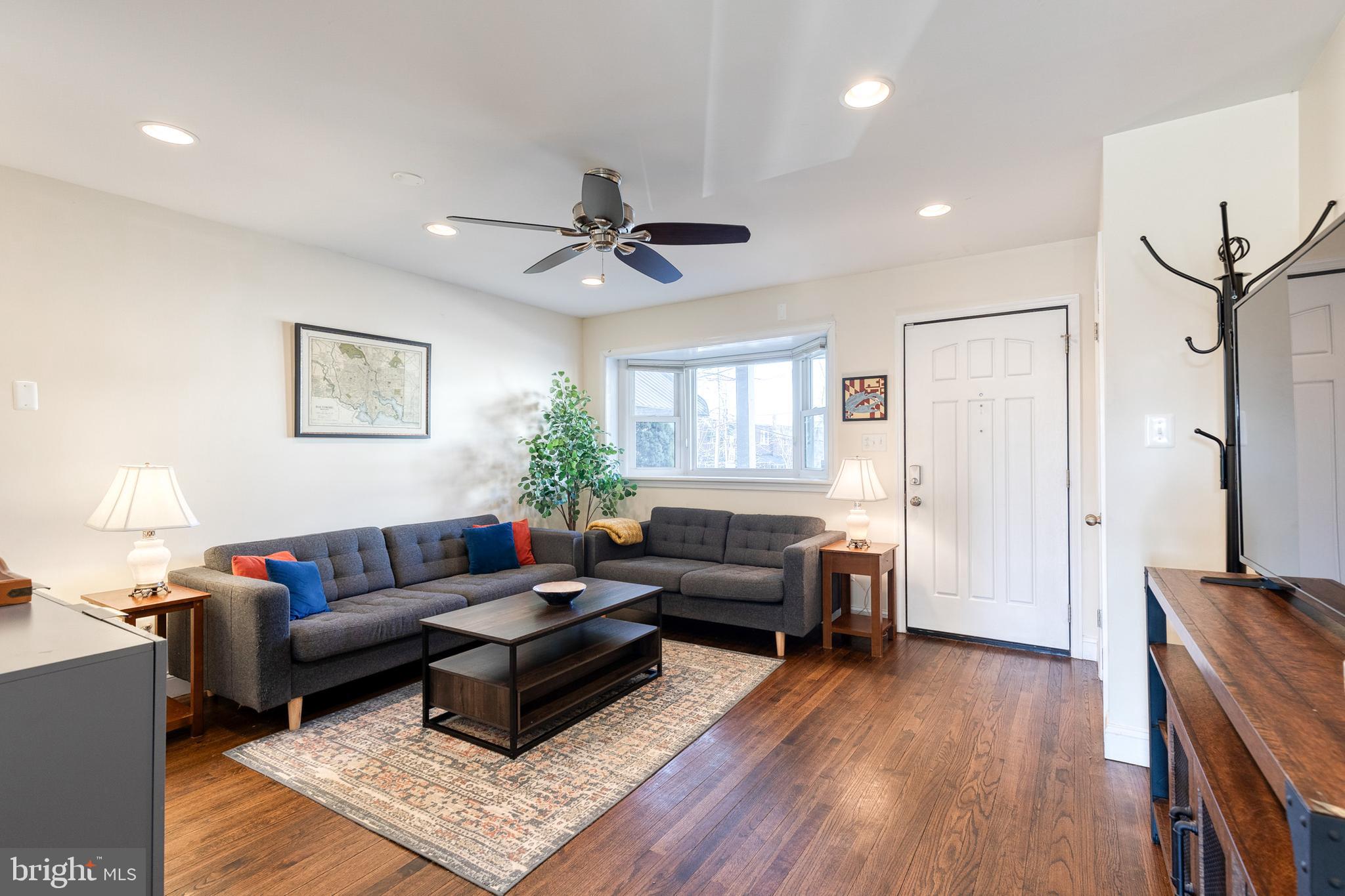 MEDFIELD - Residential