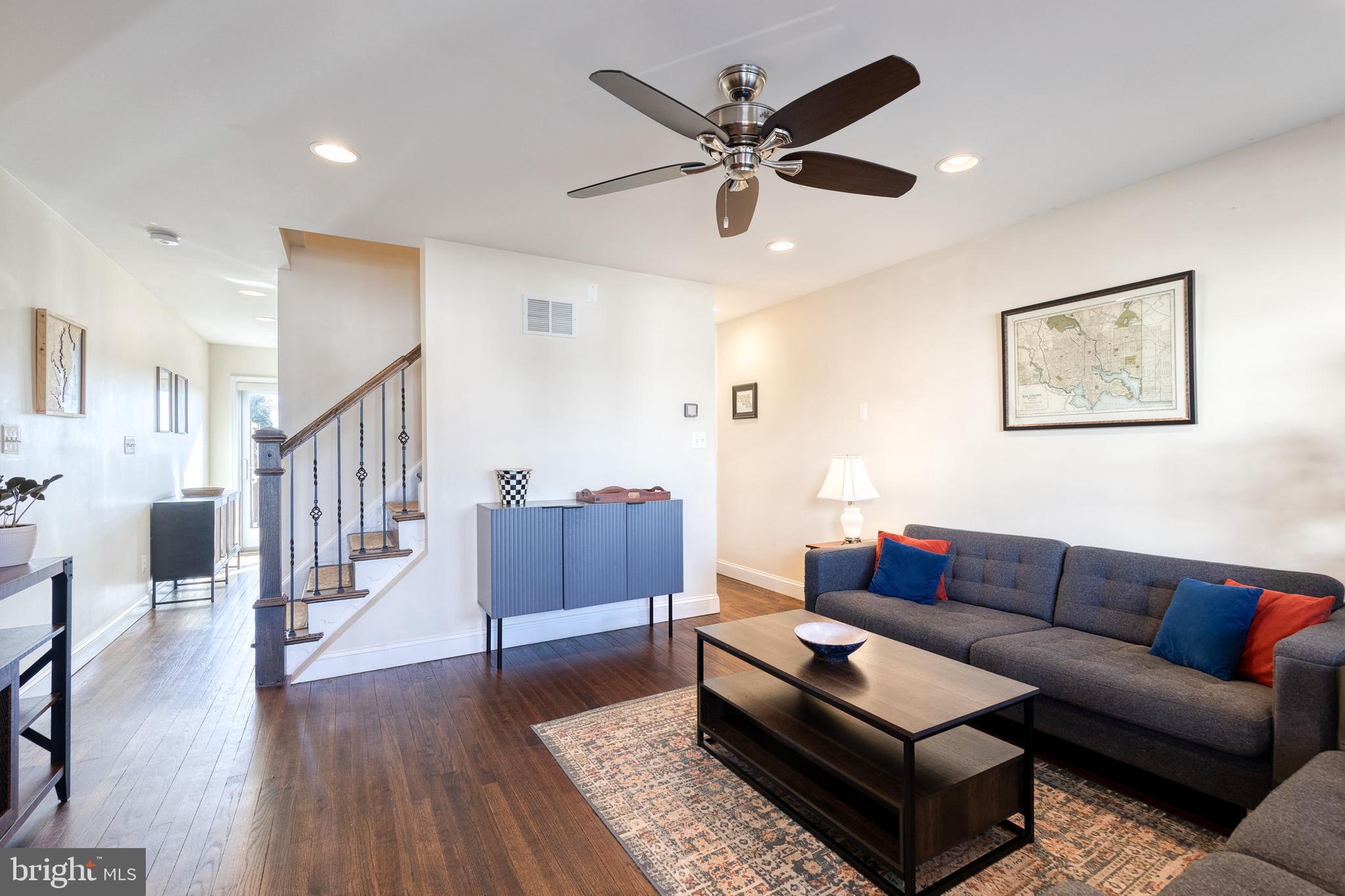 MEDFIELD - Residential