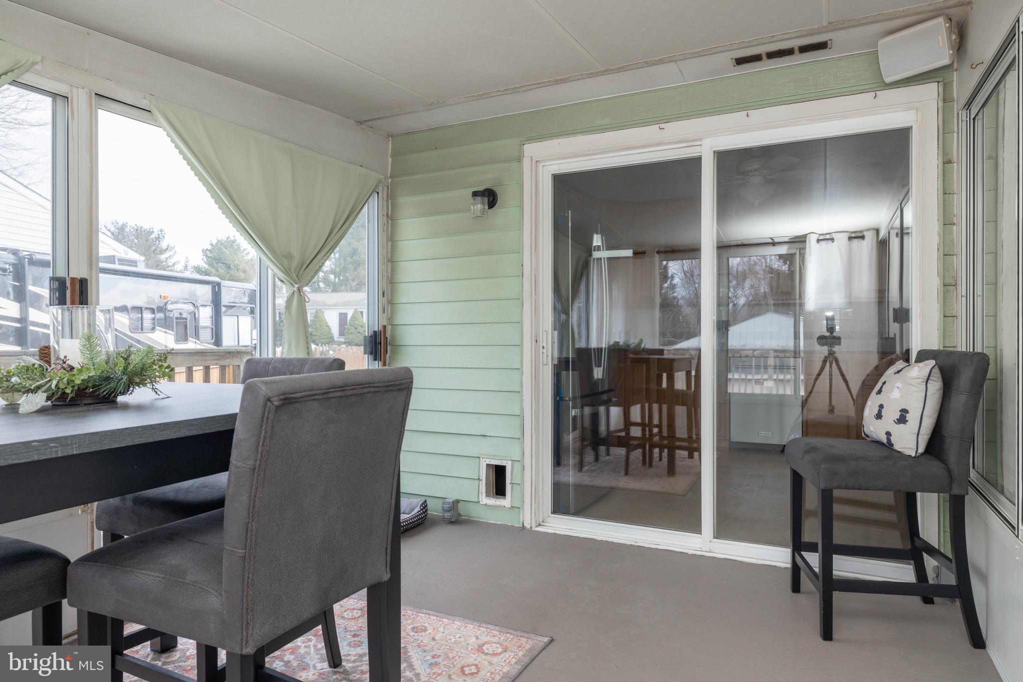 MEADOWVIEW - Residential