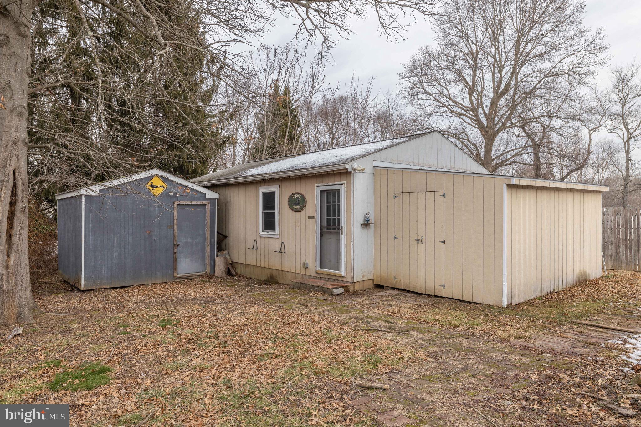 MEADOWVIEW - Residential