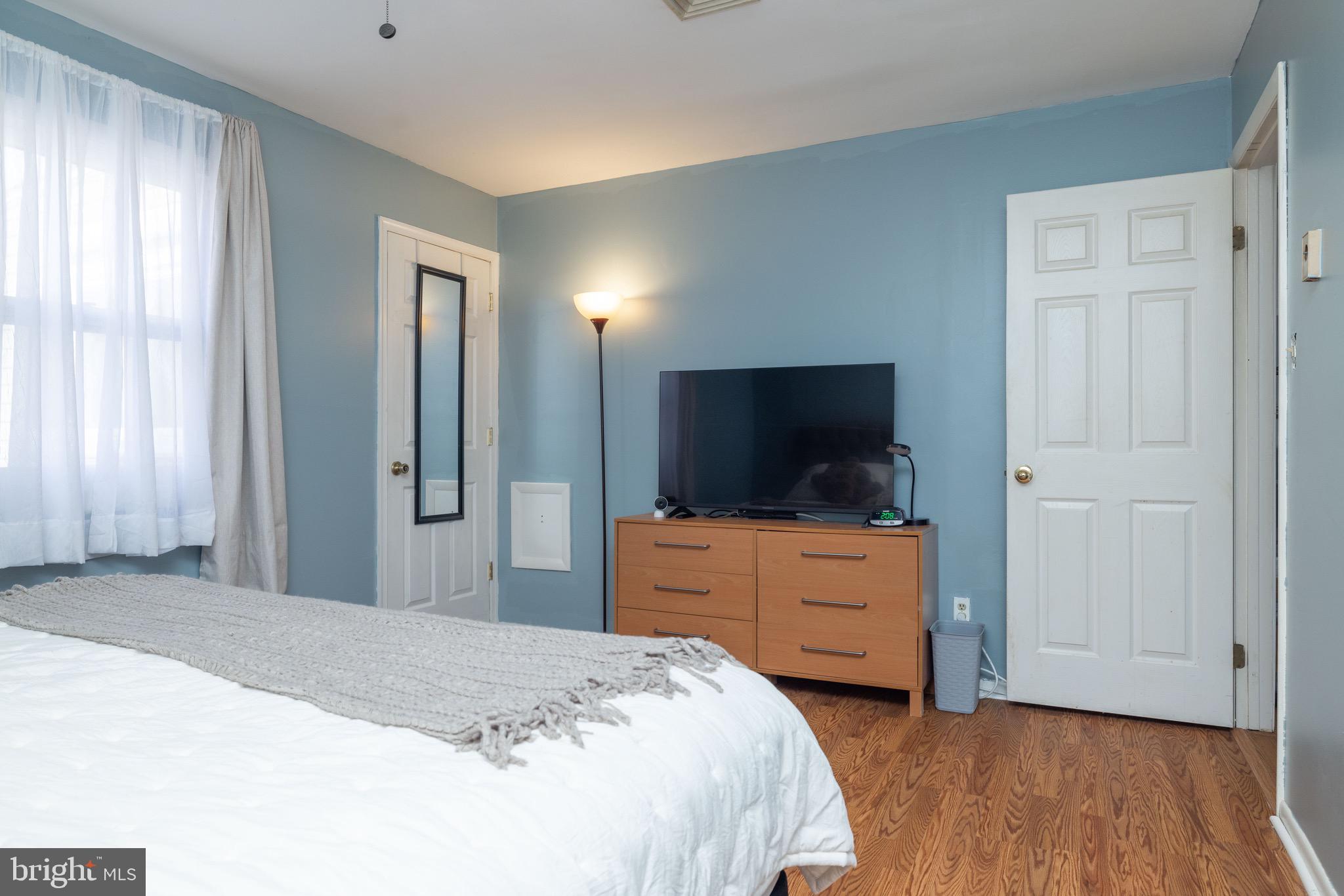 MEADOWVIEW - Residential