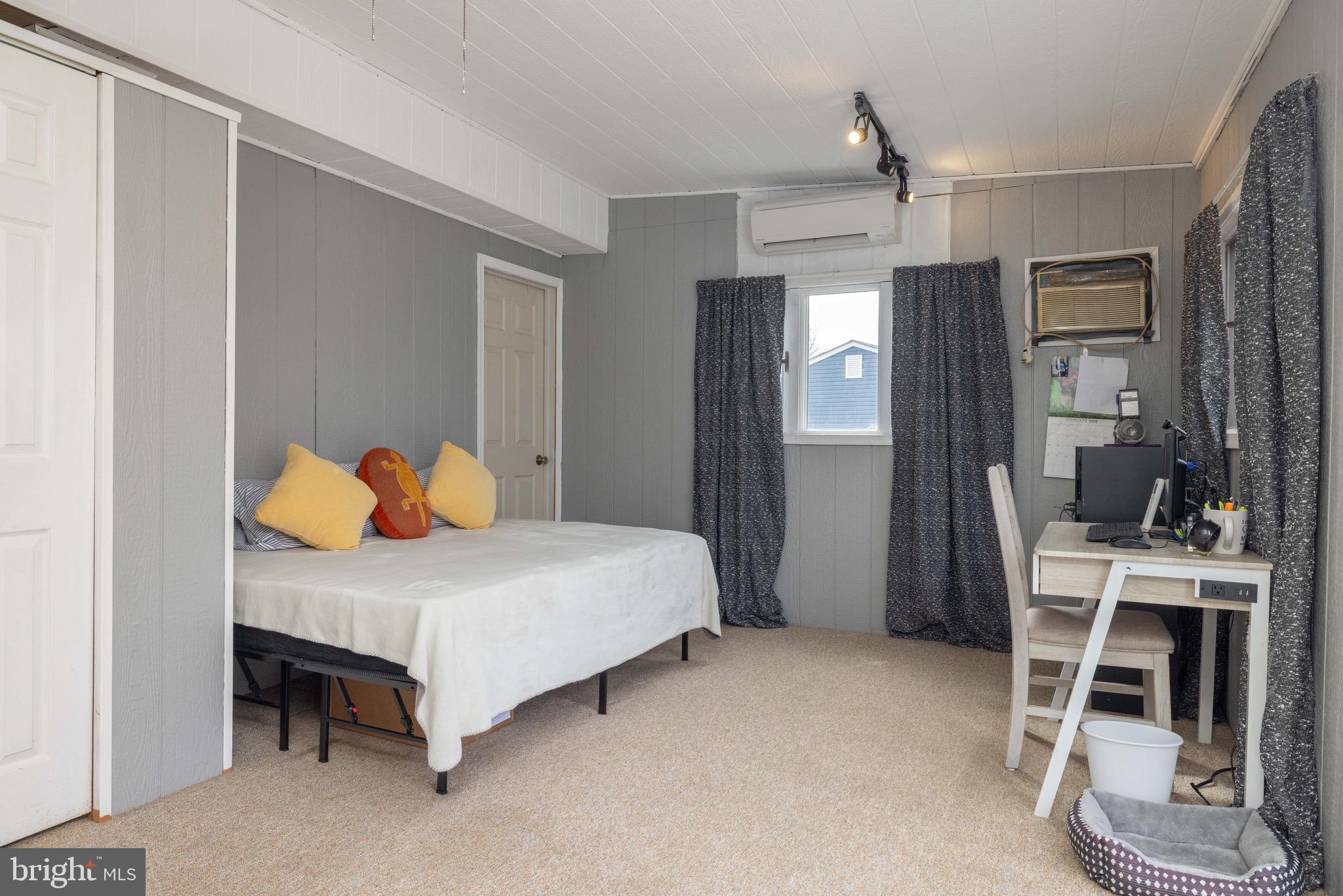 MEADOWVIEW - Residential