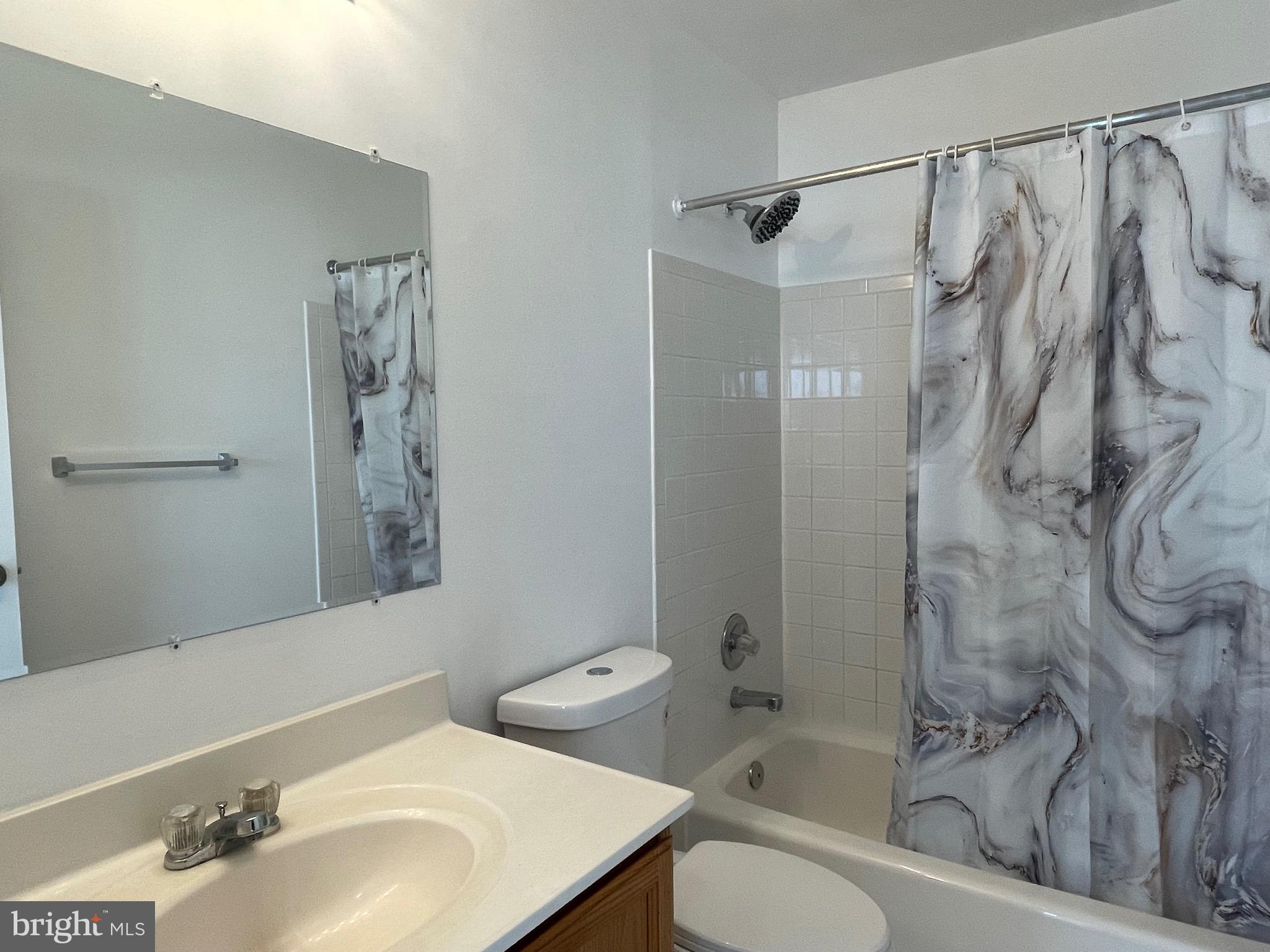 LONG REACH - Residential