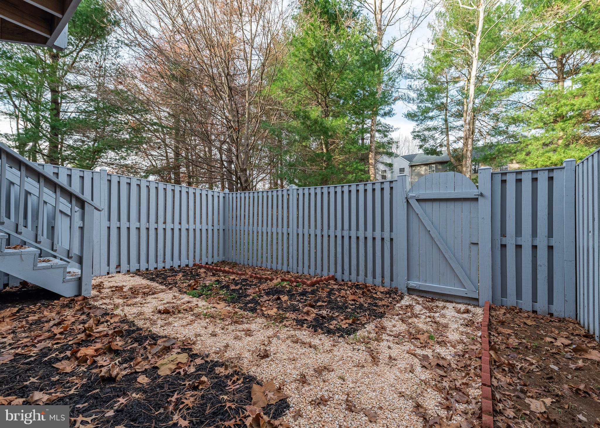 LONG REACH - Residential