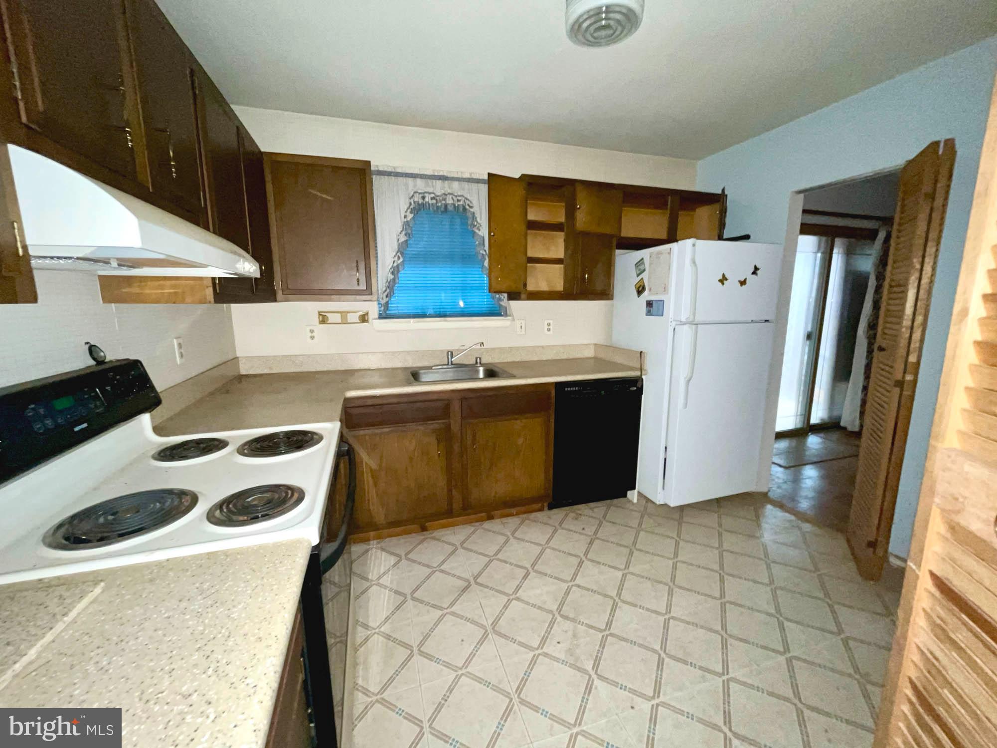 GLEN BURNIE HEIGHTS - Residential