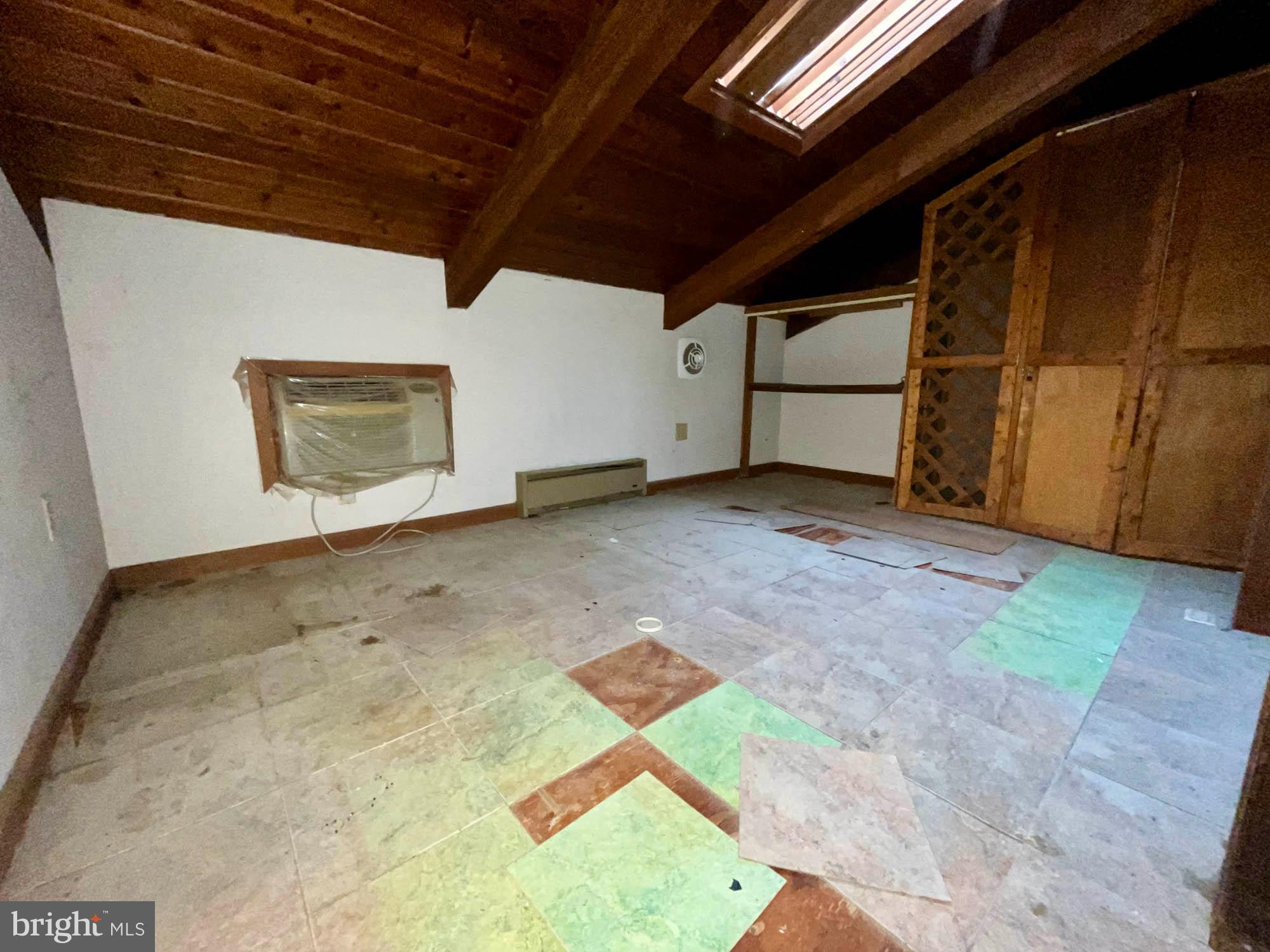 GLEN BURNIE HEIGHTS - Residential