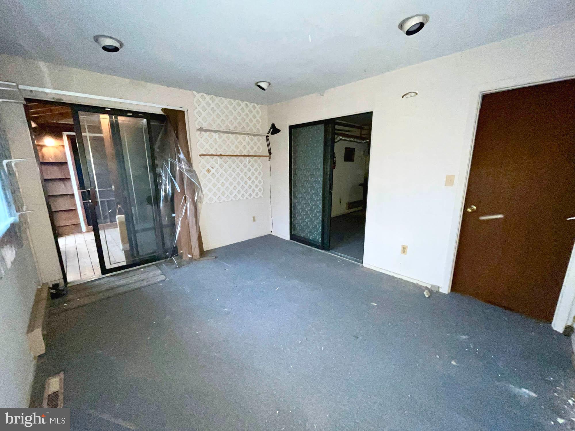 GLEN BURNIE HEIGHTS - Residential