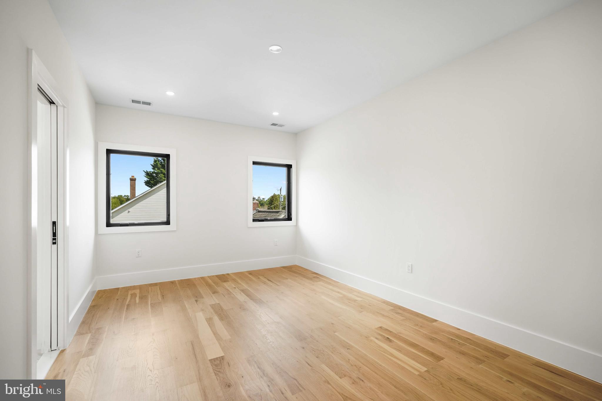 BEL AIR - Residential