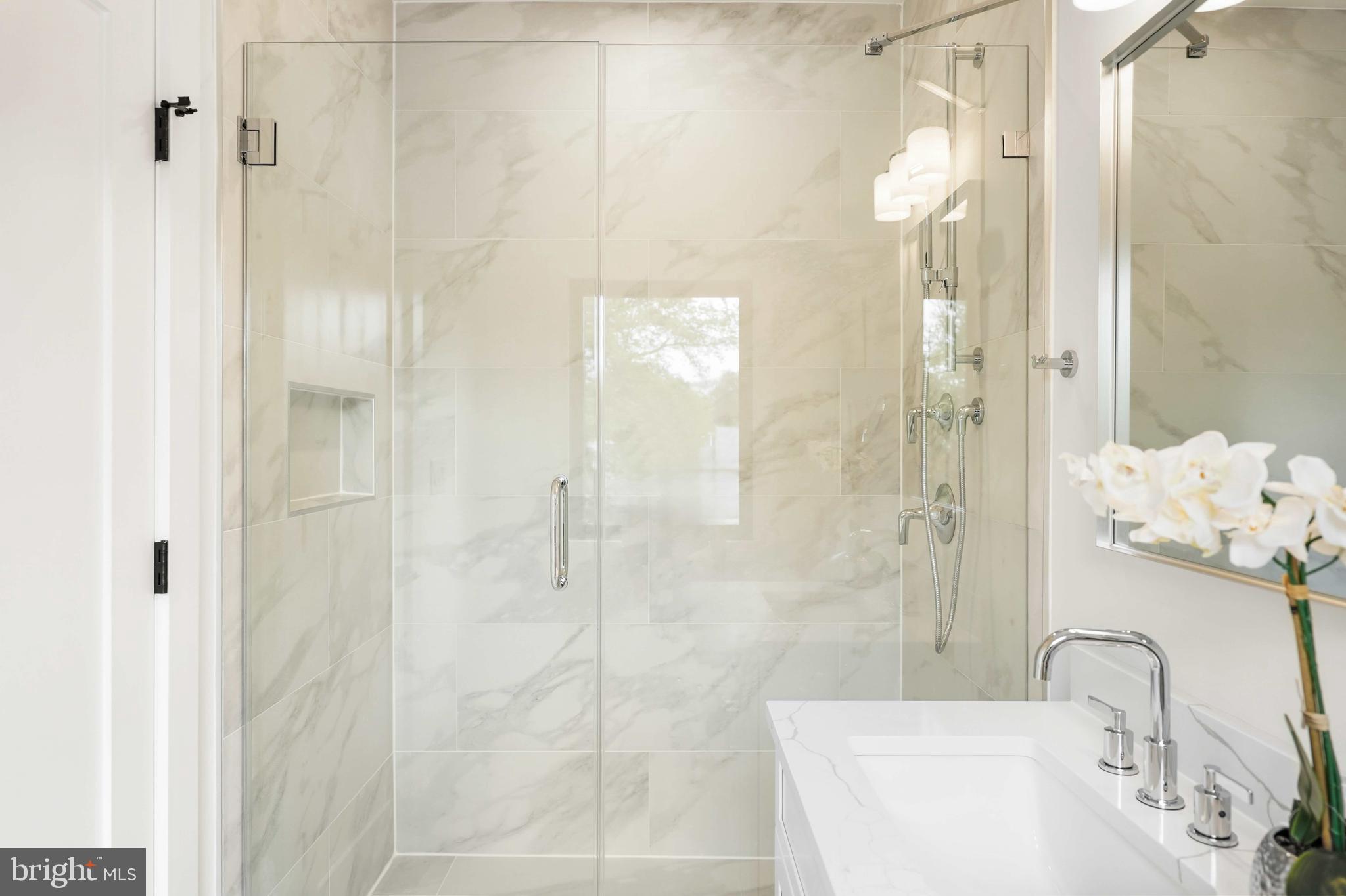 BEL AIR - Residential