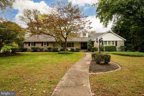 1202 OLD MILL WYOMISSING PA 19610