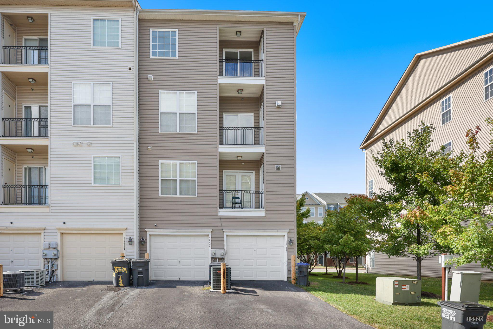 15522 JOHN DISKIN CIRCLE