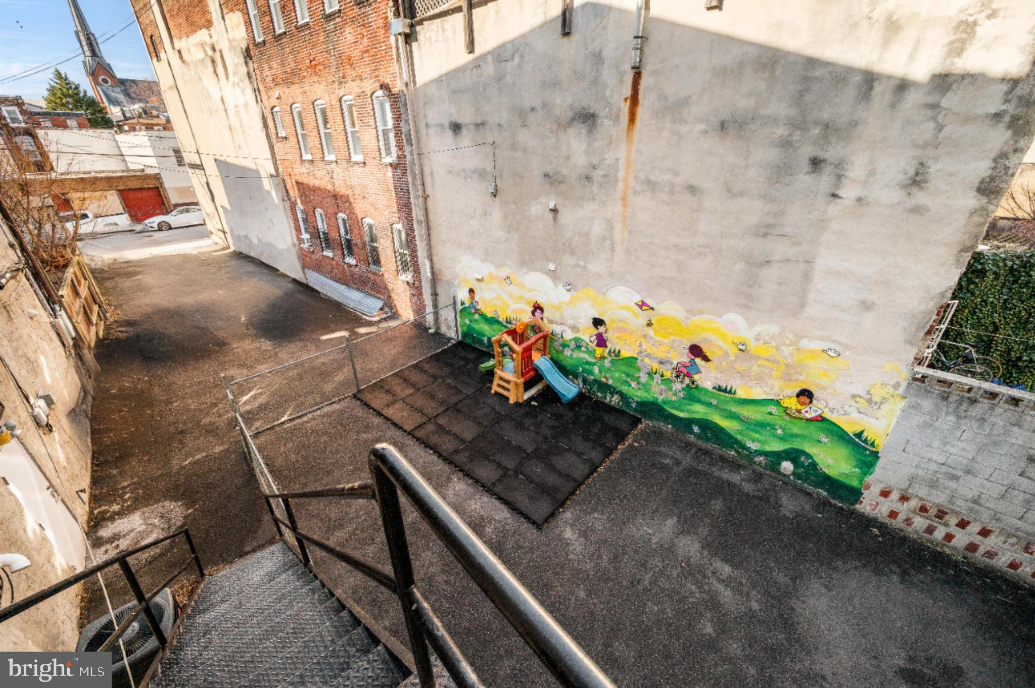 NORTHERN LIBERTIES - Land