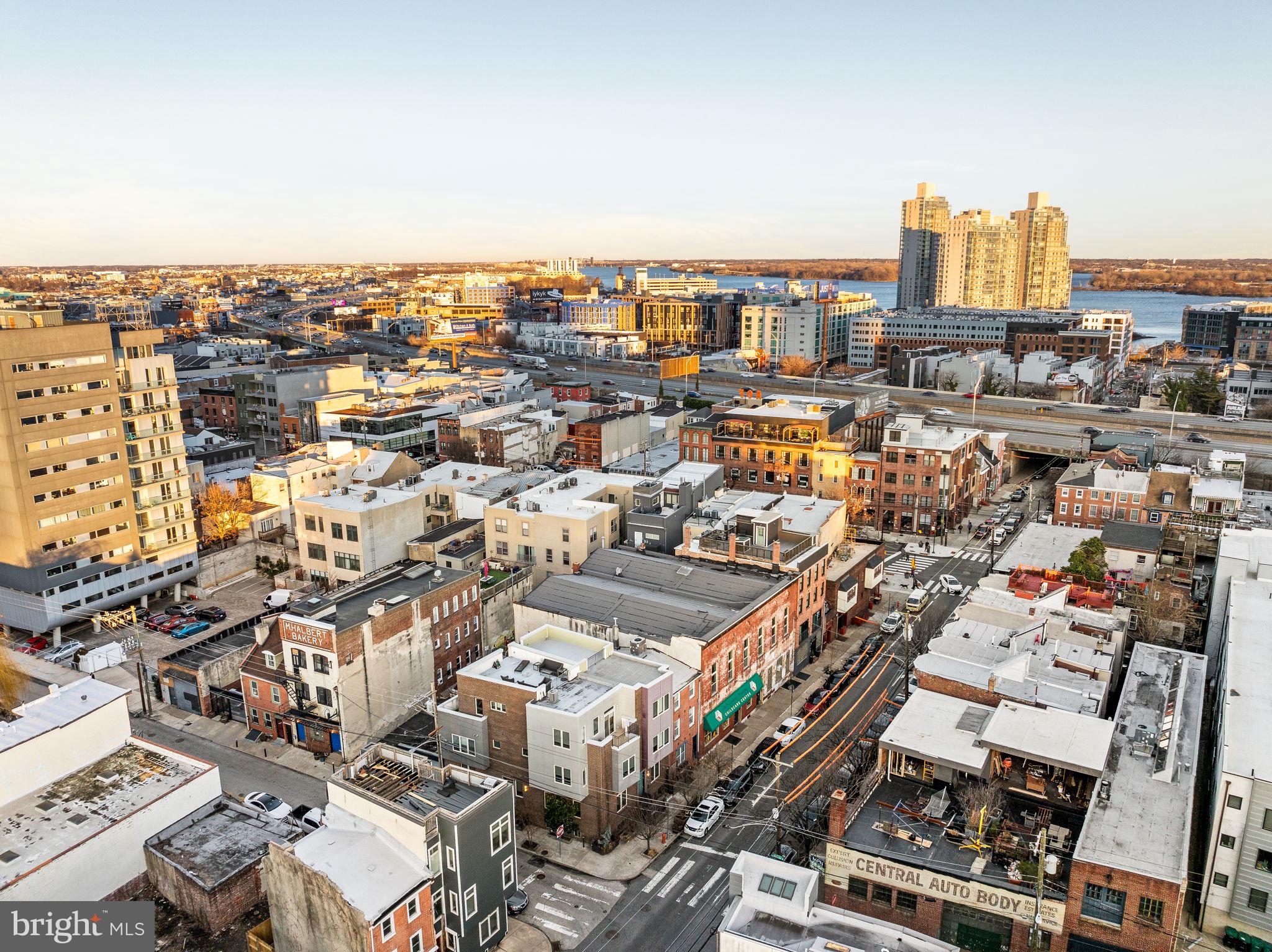 NORTHERN LIBERTIES - Land