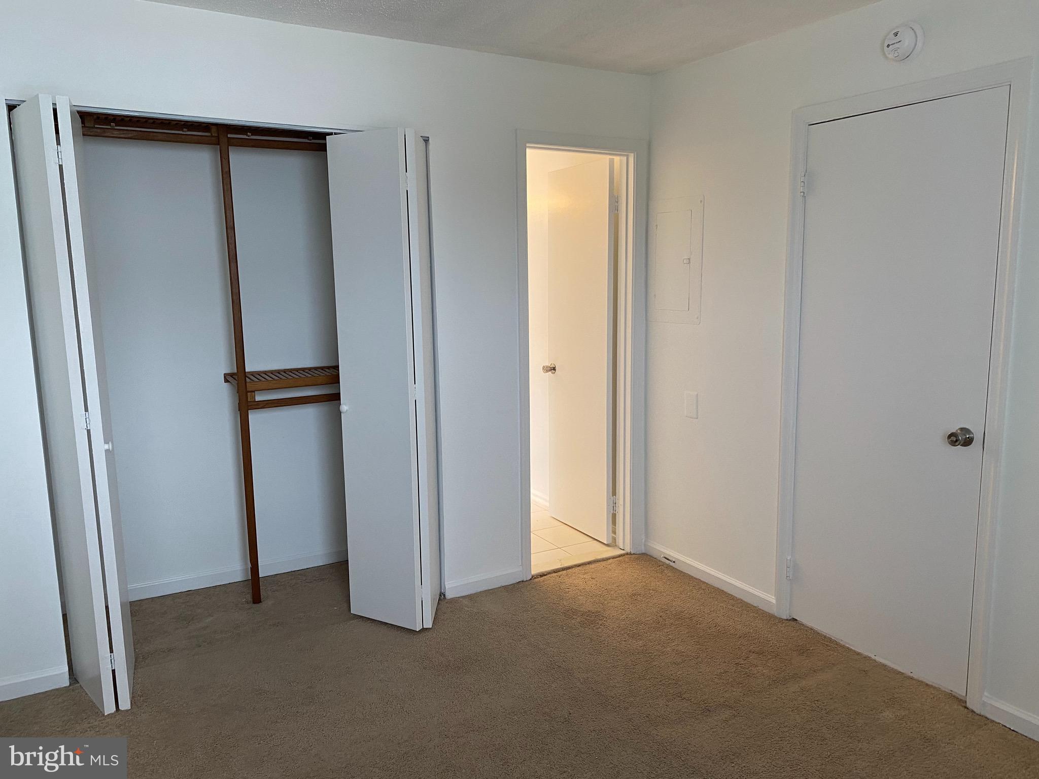 THE VISTAS - Residential Lease