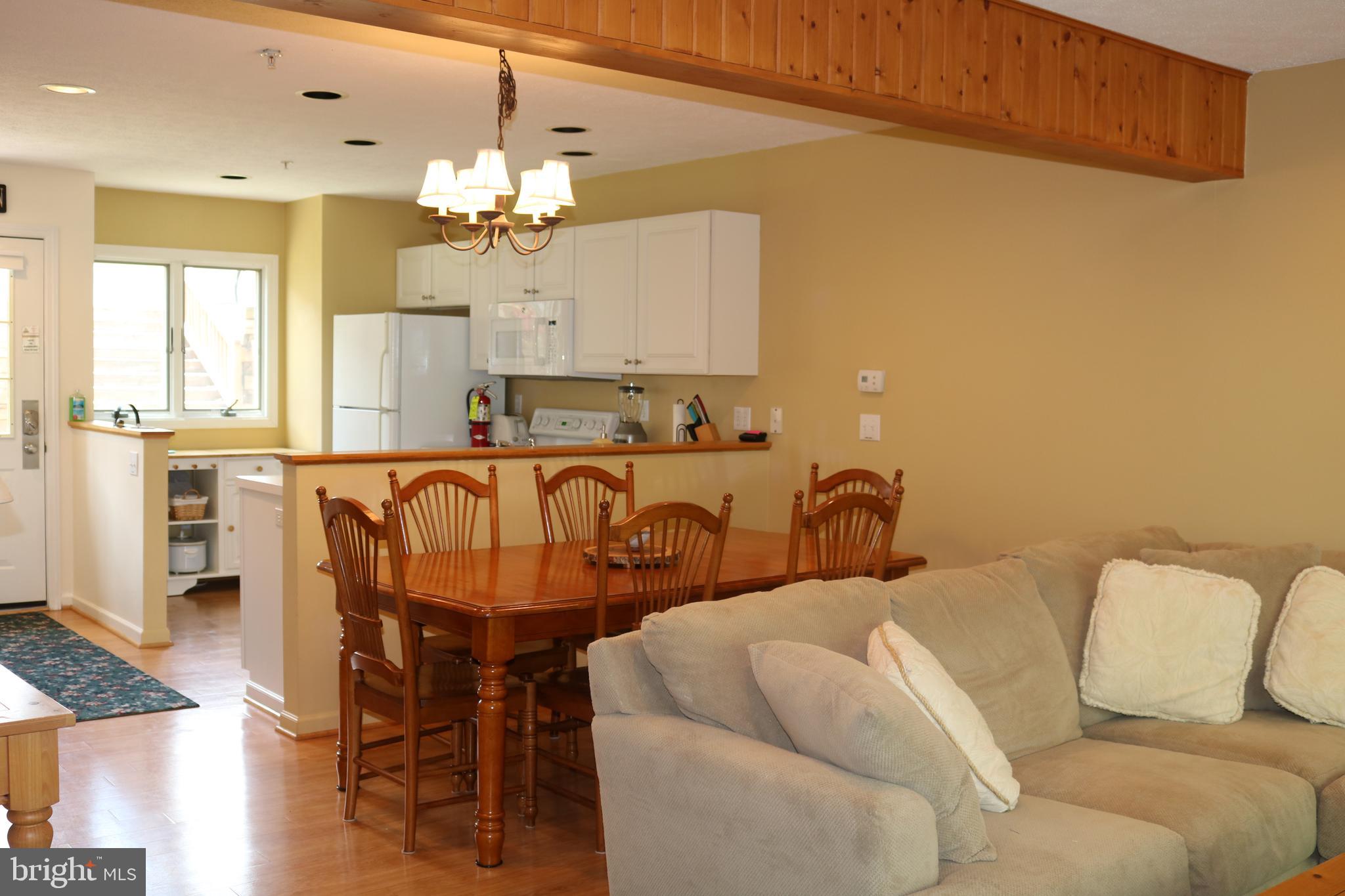 DEEP CREEK VILLAGE - Residential