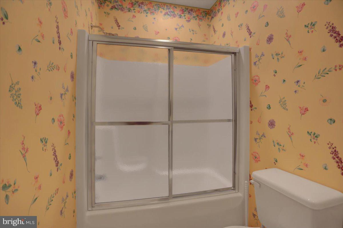 DEEP CREEK VILLAGE - Residential