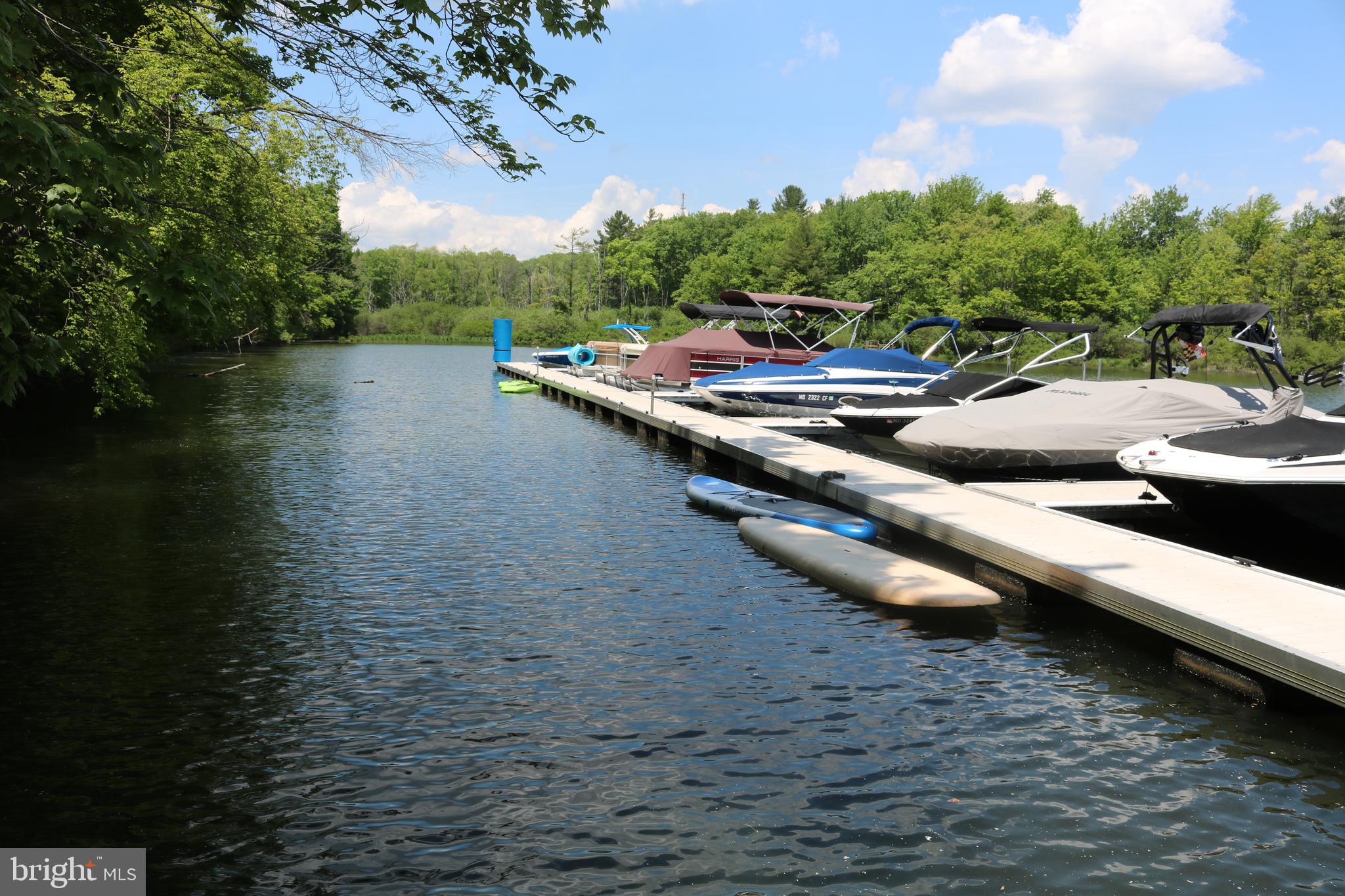 DEEP CREEK VILLAGE - Residential