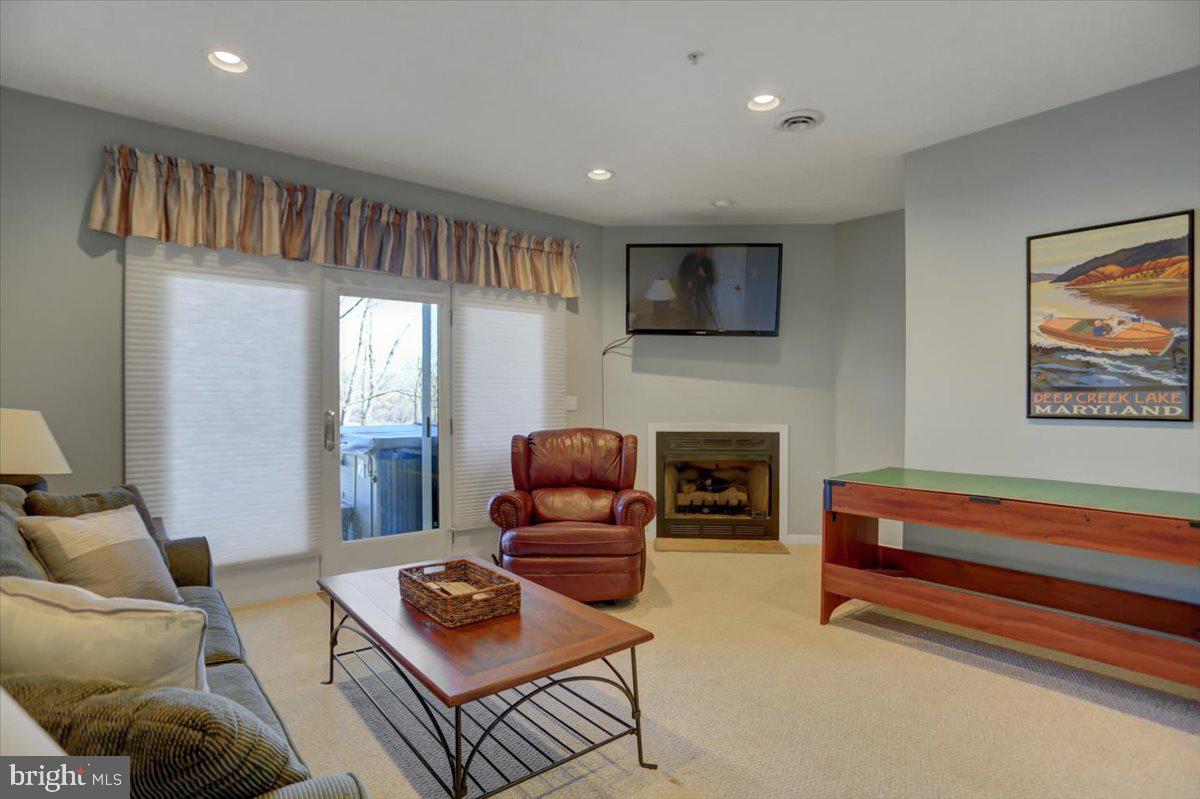 DEEP CREEK VILLAGE - Residential