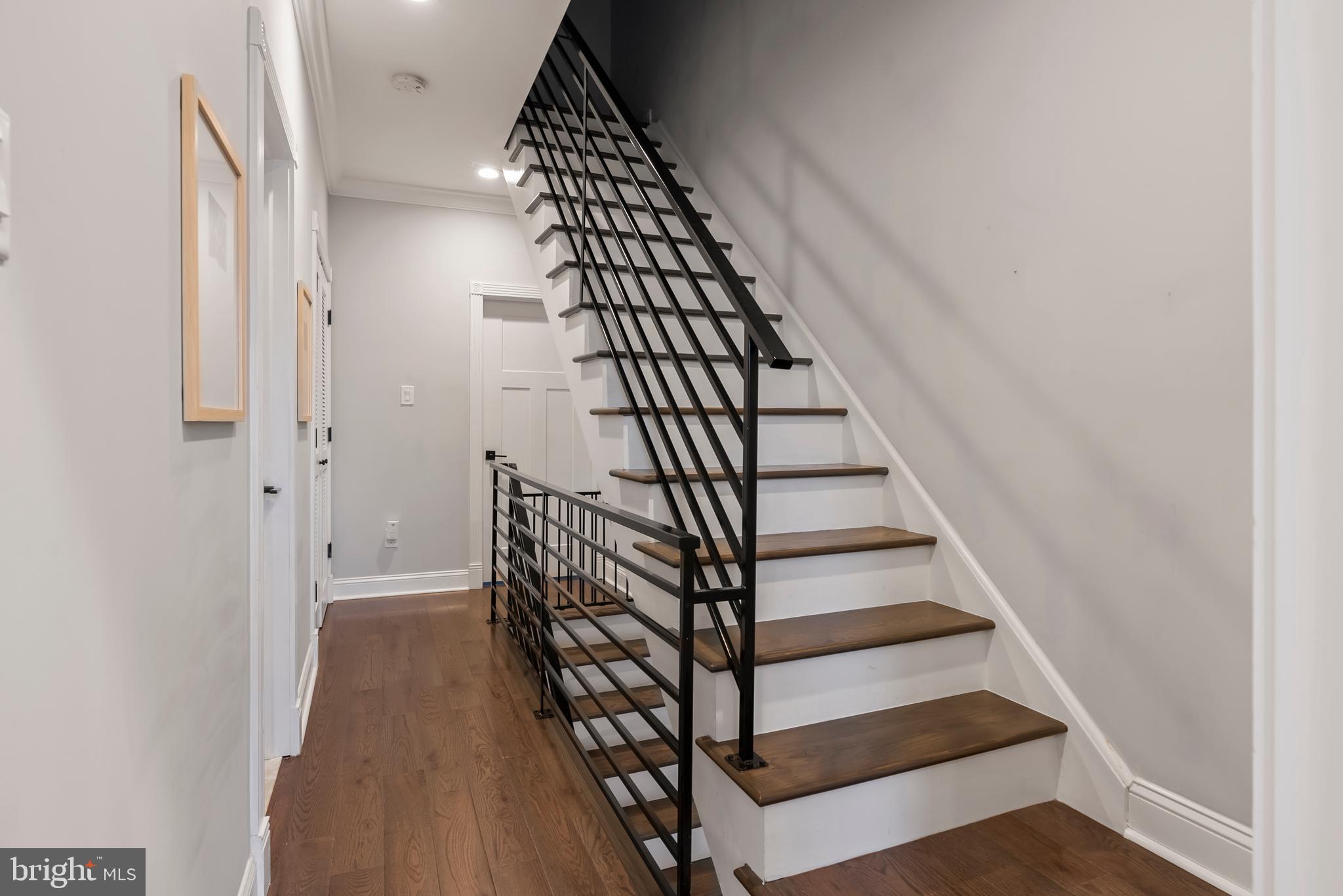 POINT BREEZE - Residential