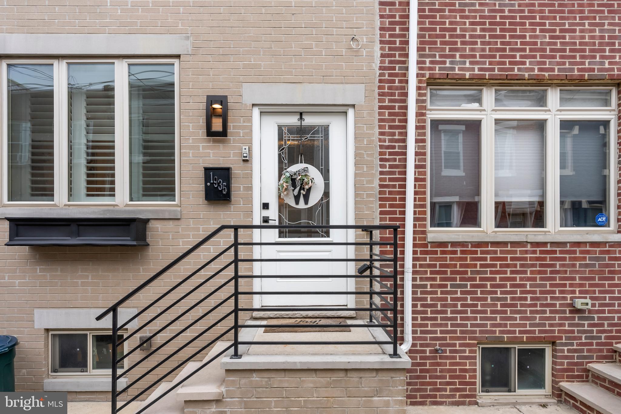 POINT BREEZE - Residential