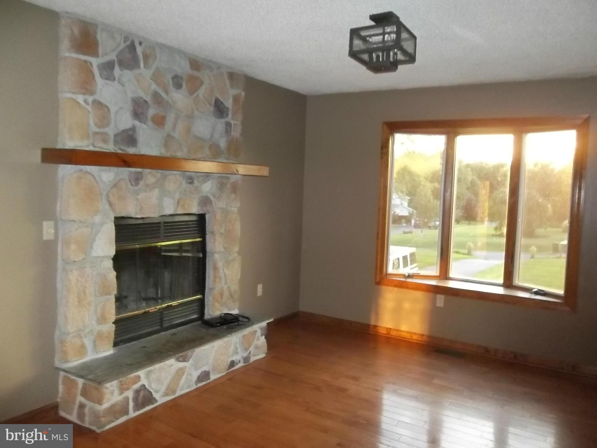 SHAH VALLEY - Residential Lease