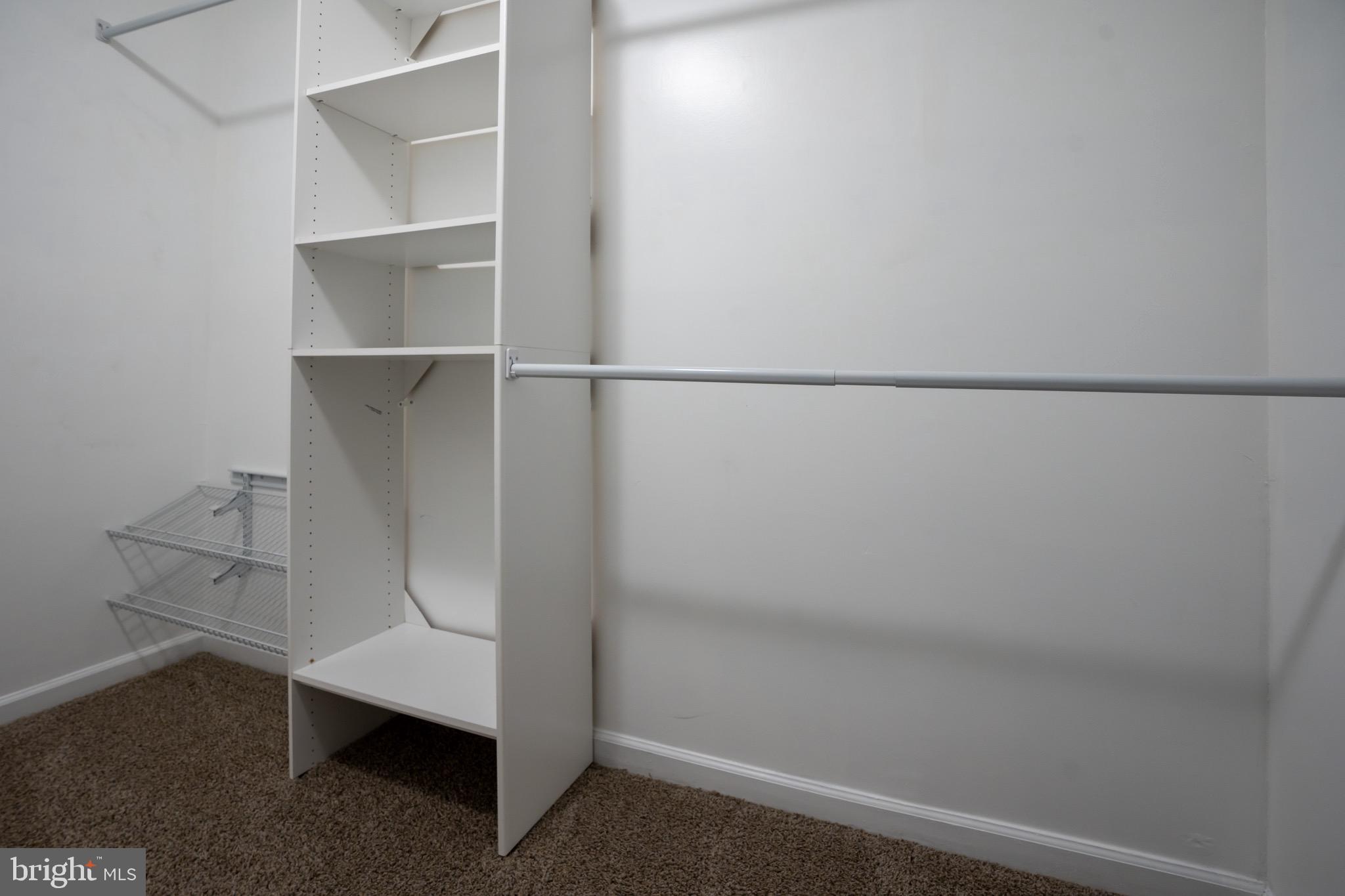 RIVERSIDE - Residential