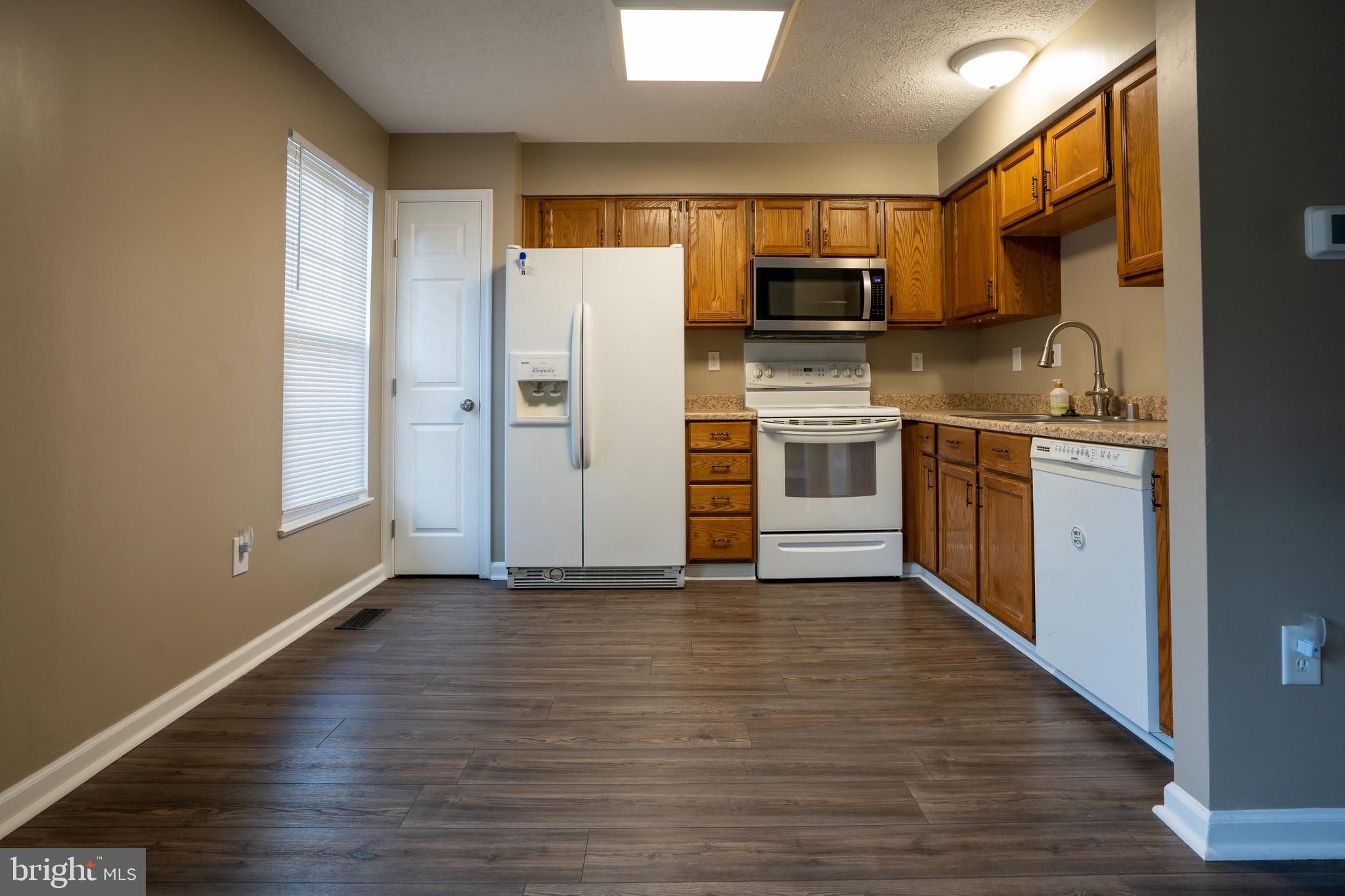 RIVERSIDE - Residential