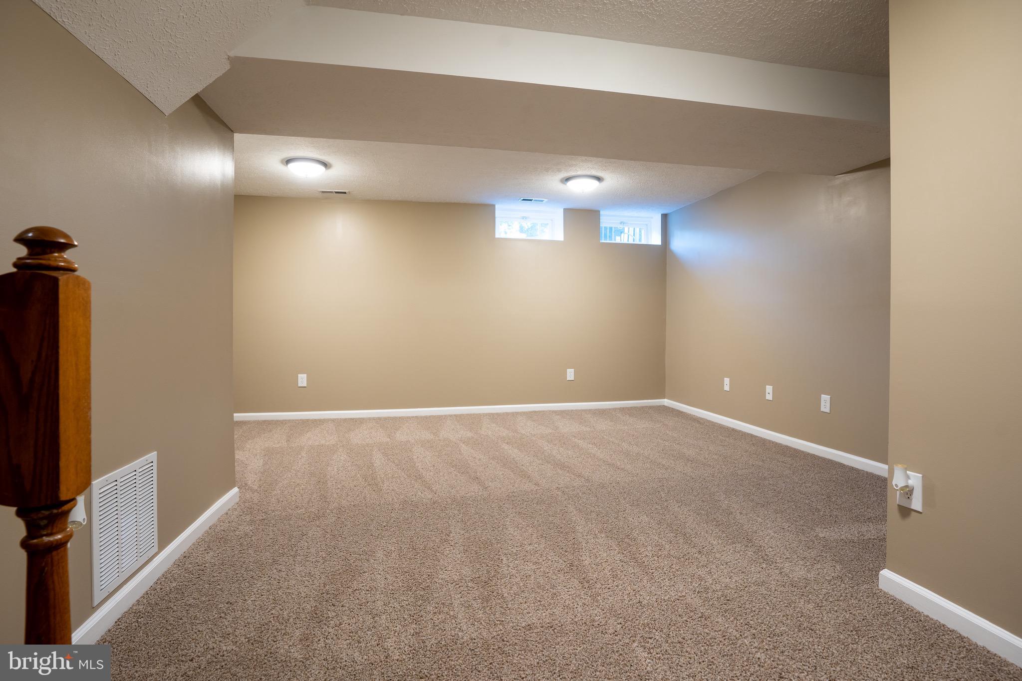 RIVERSIDE - Residential